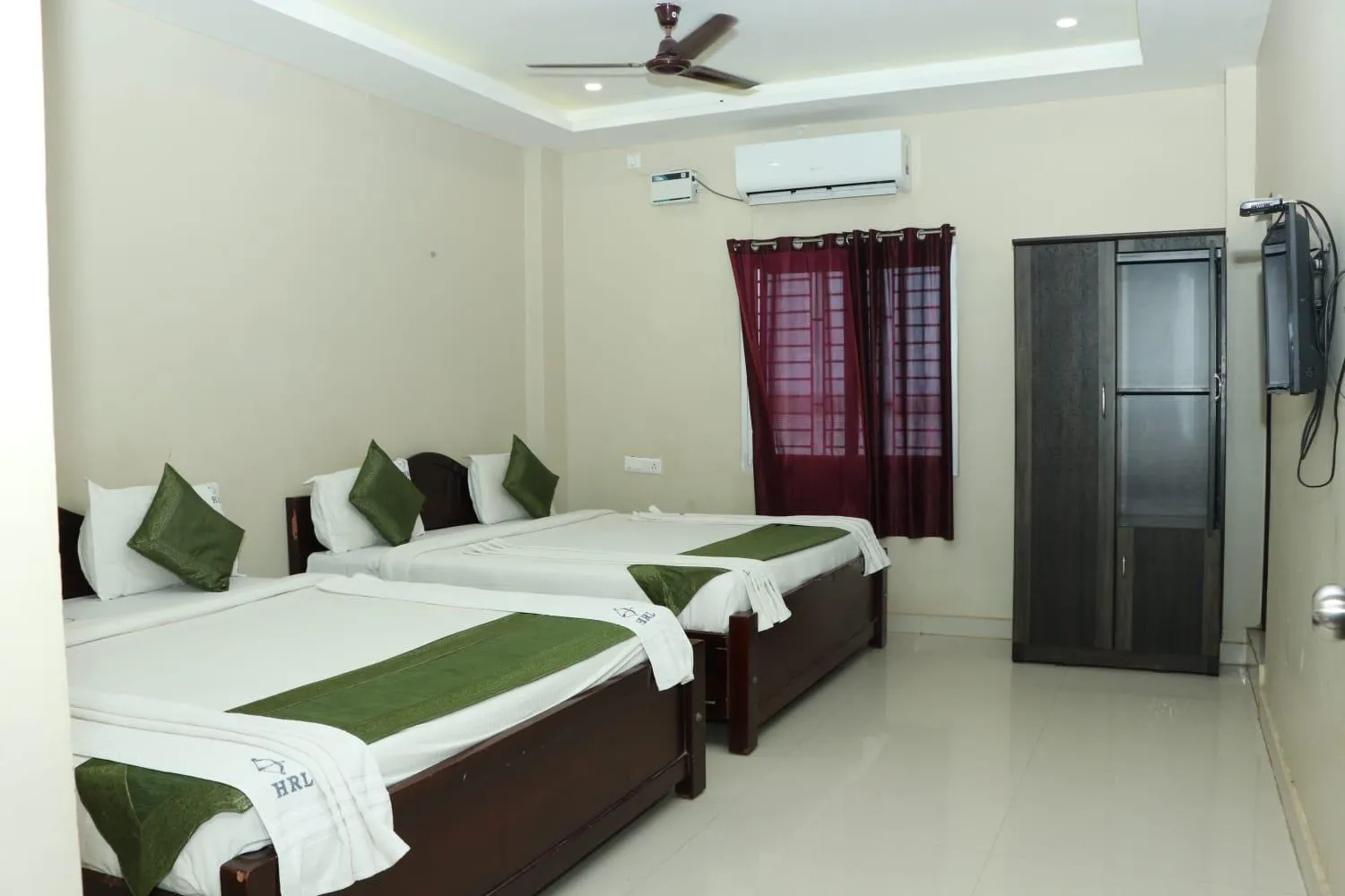 Bed in Hotel Ramleela