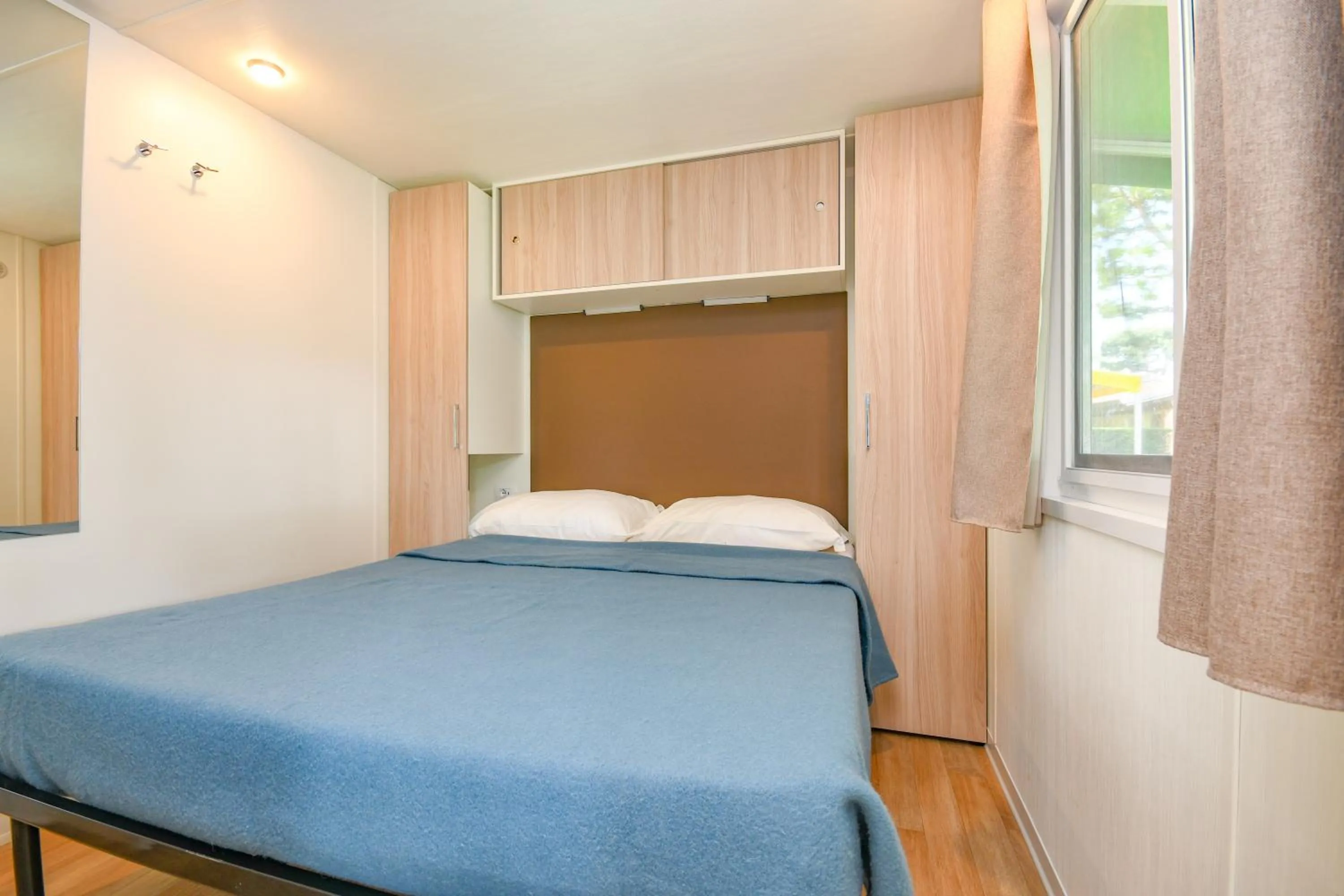 Bed in Campeggio del Garda