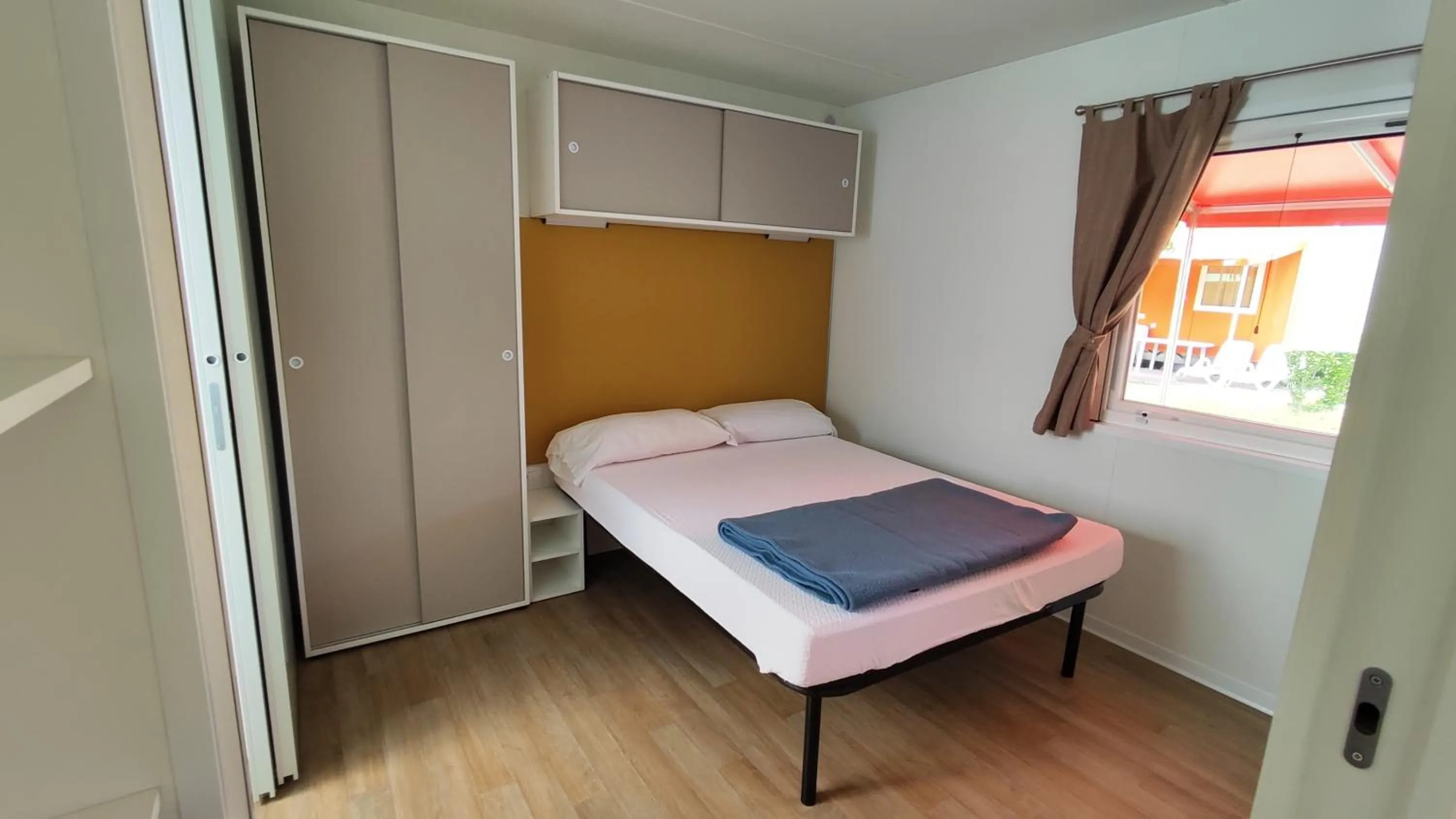 Bed in Campeggio del Garda