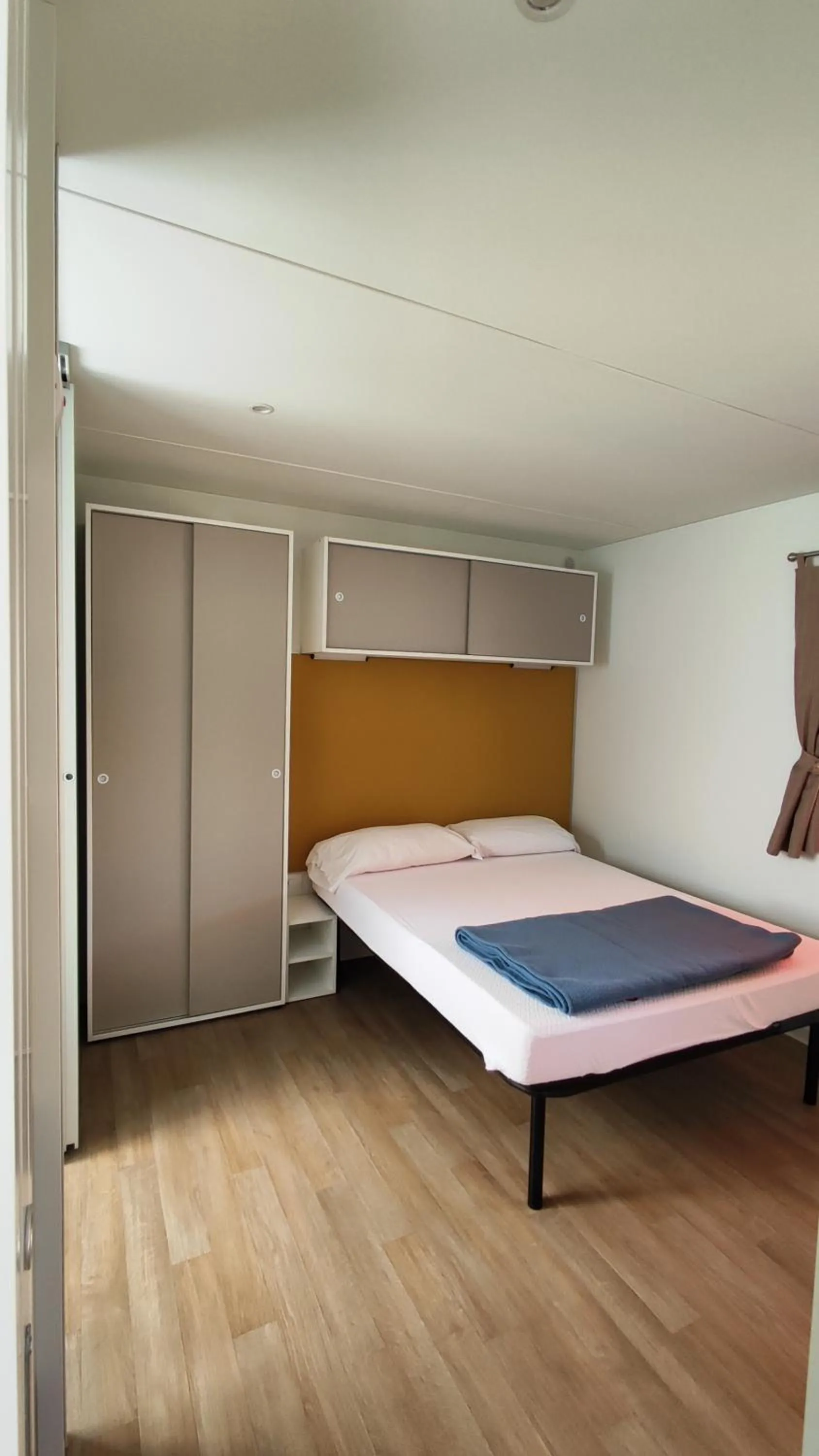 Bed in Campeggio del Garda