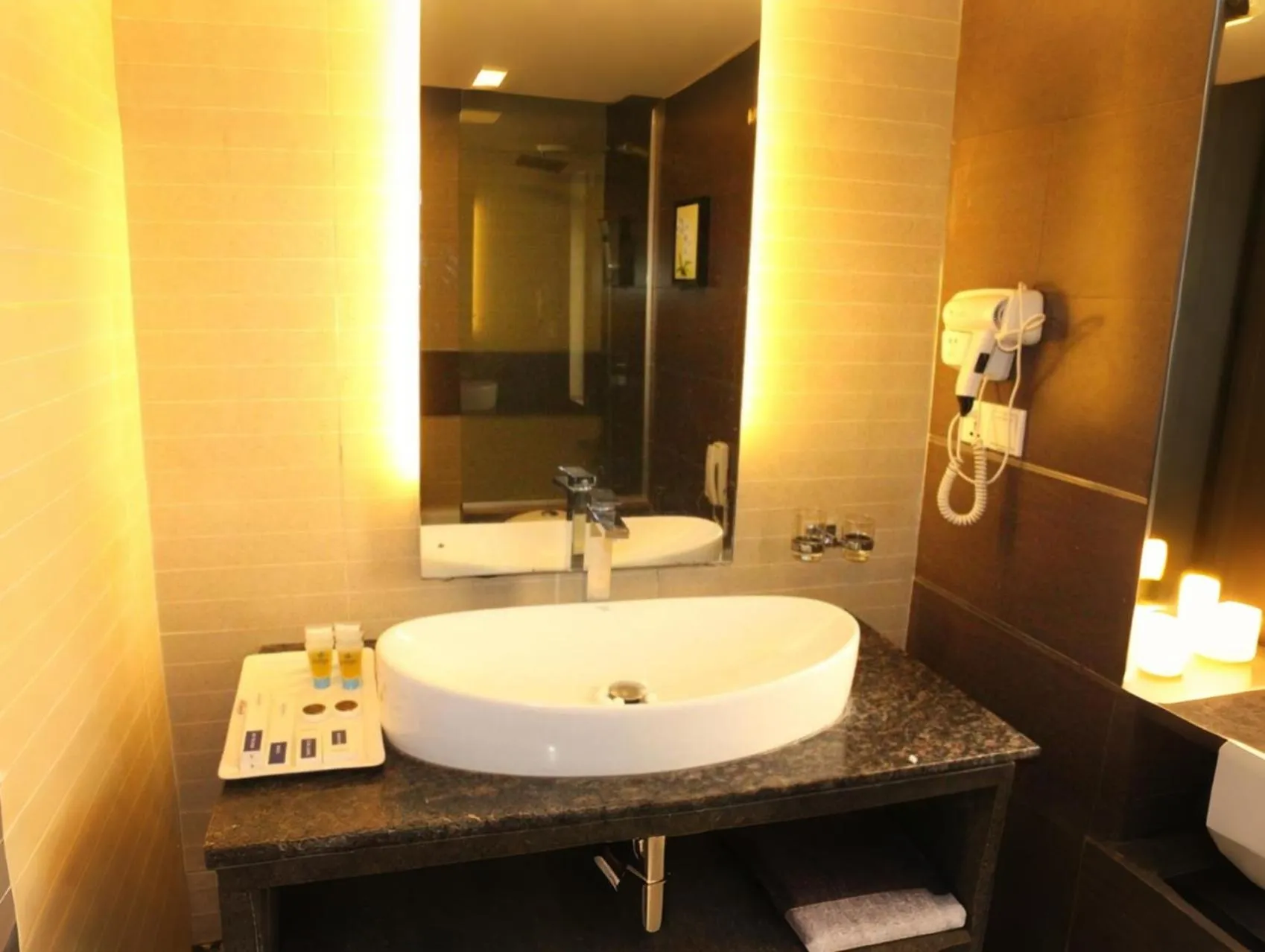 Bathroom in D'more Dhaka Hotel & Resort