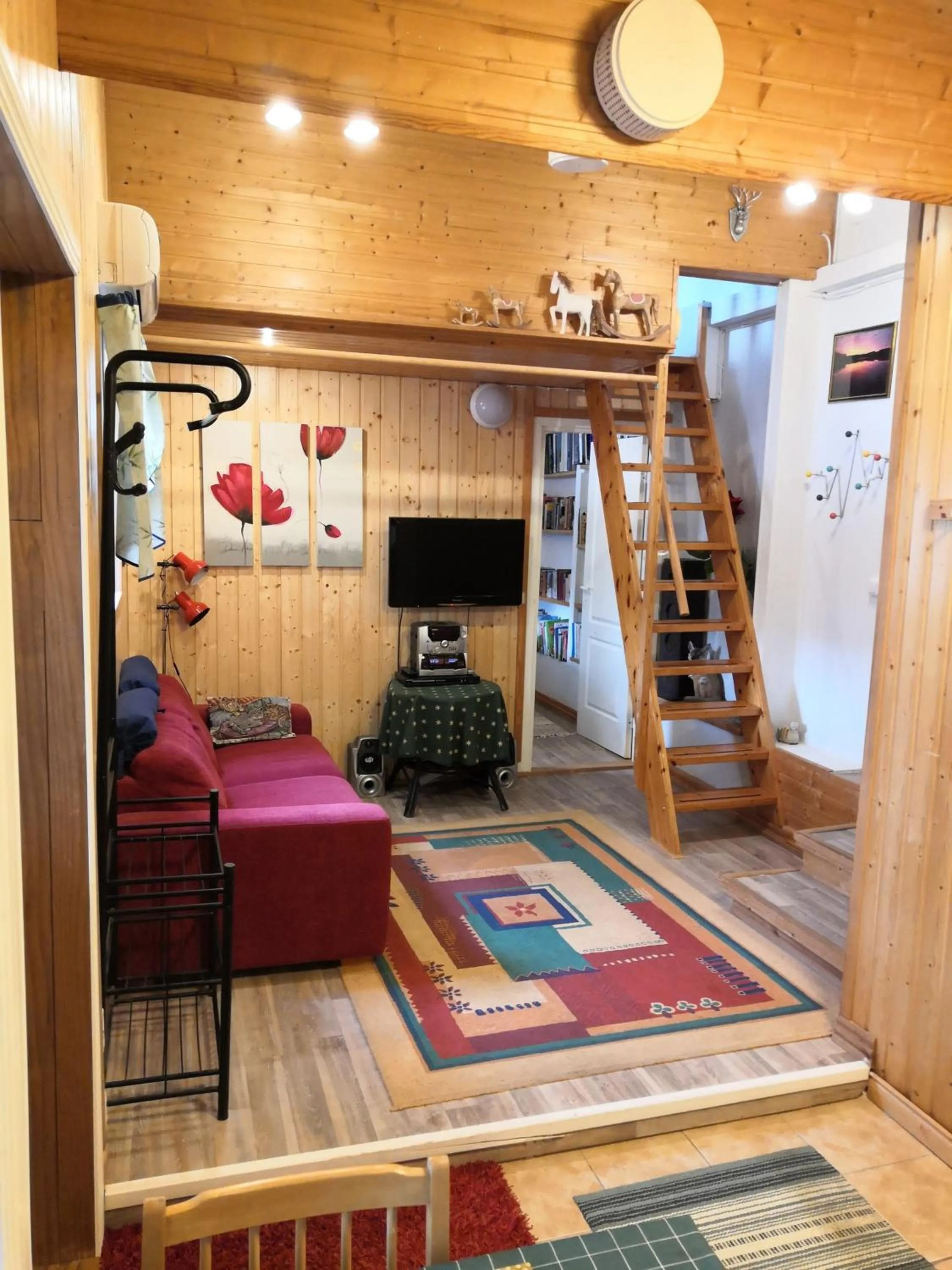 Seating area in Hostel Mansikka