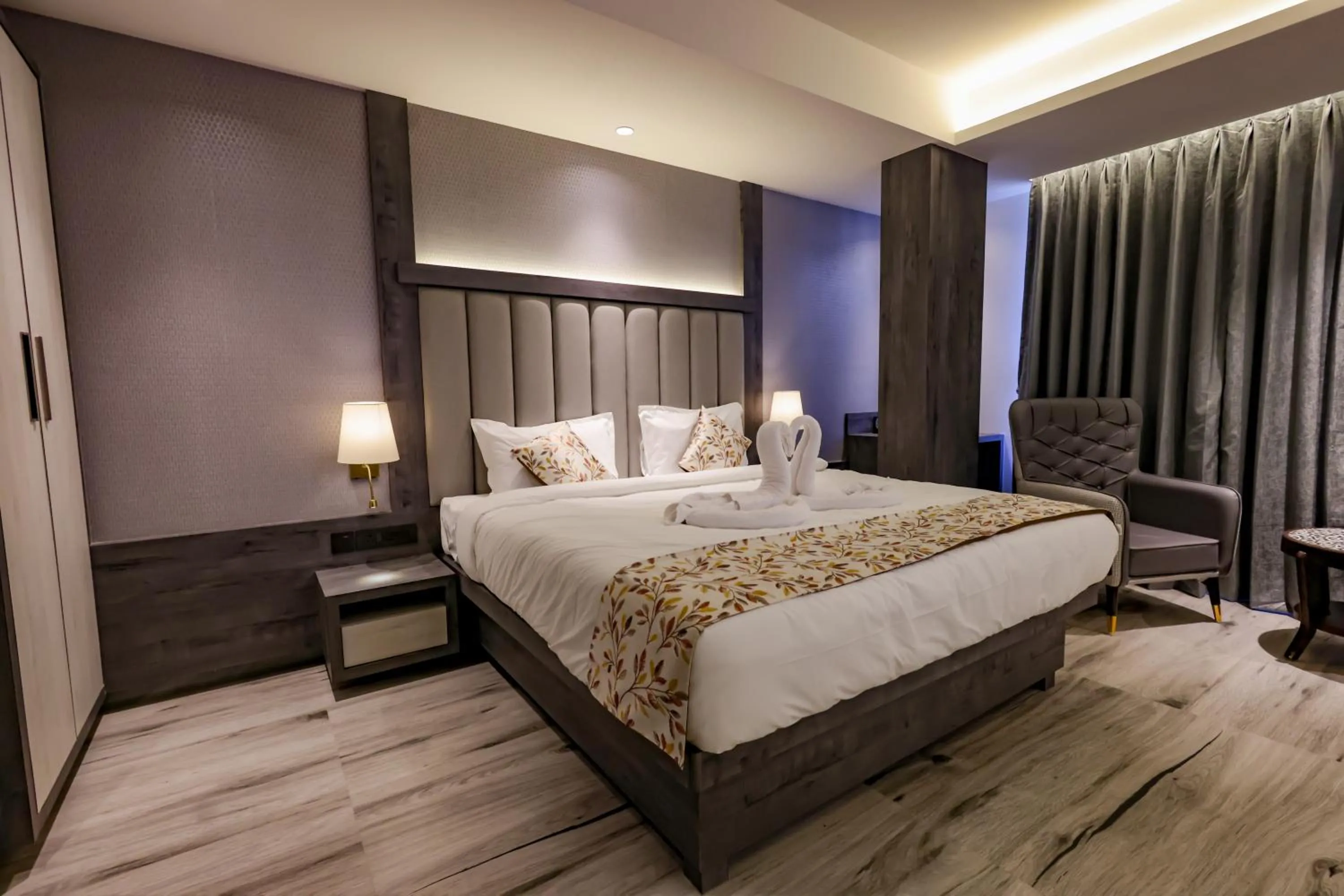 Photo of the whole room, Bed in Hotel Hillberry