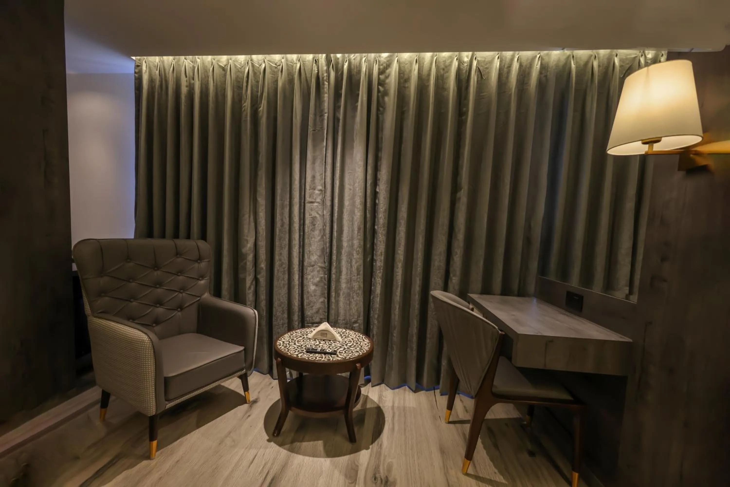 Seating area in Hotel Hillberry