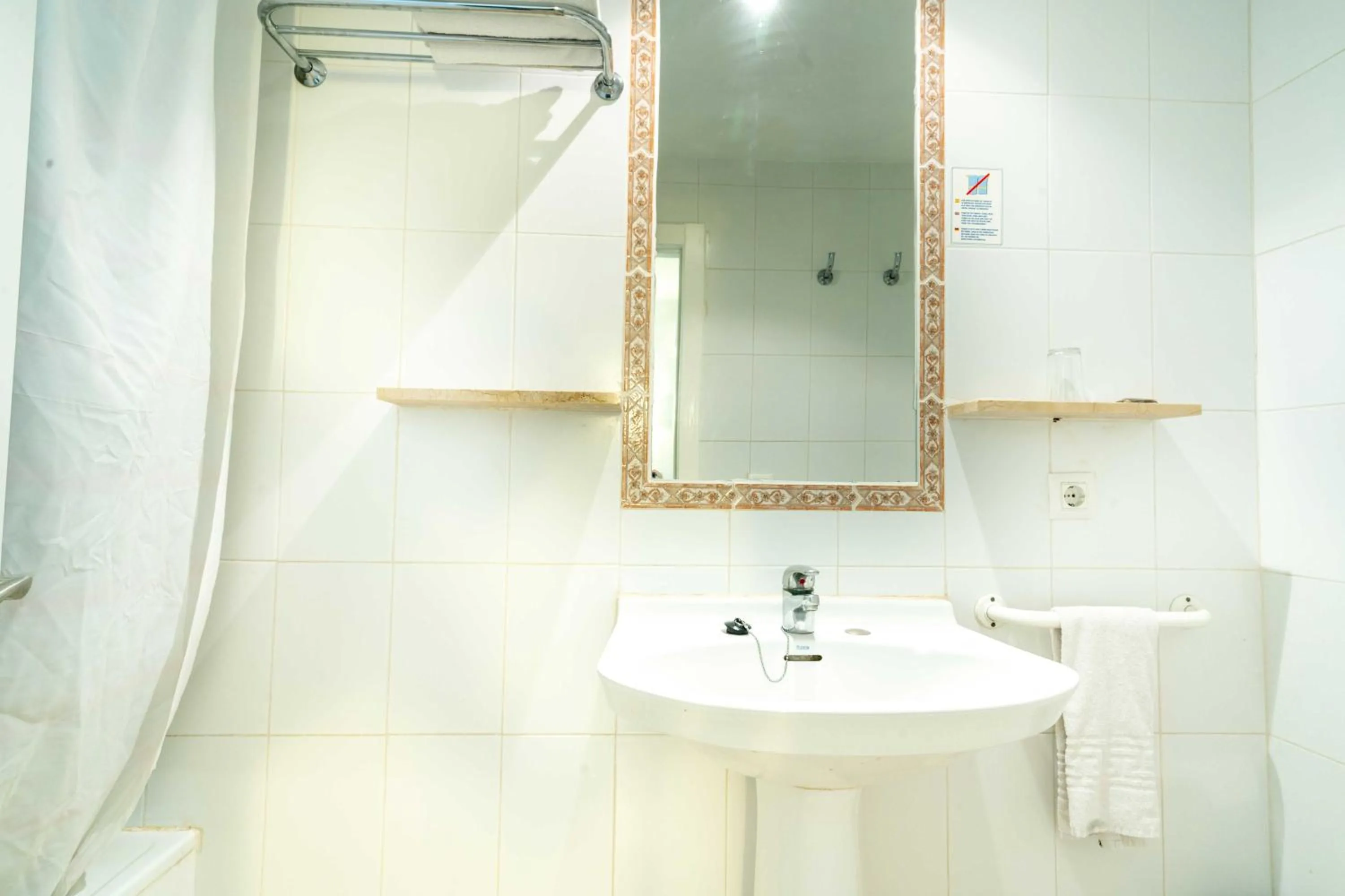 Bathroom in Houm Nets - Adults Only