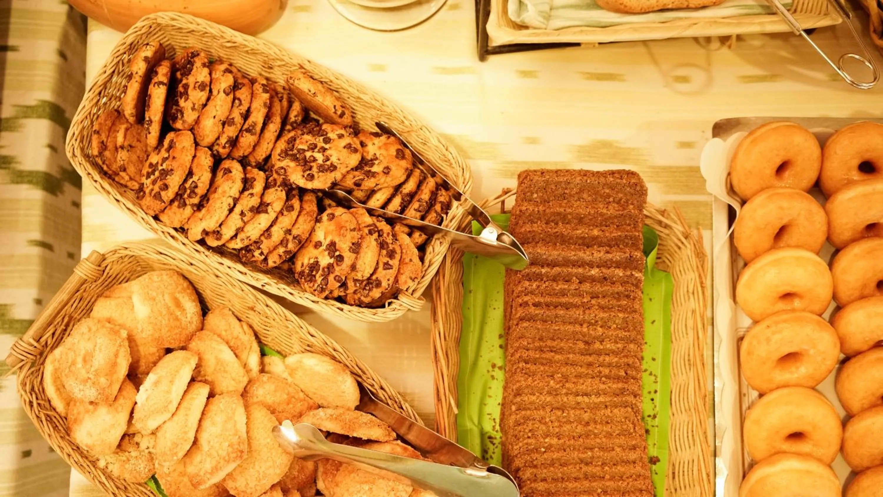 Food close-up in Houm Nets - Adults Only