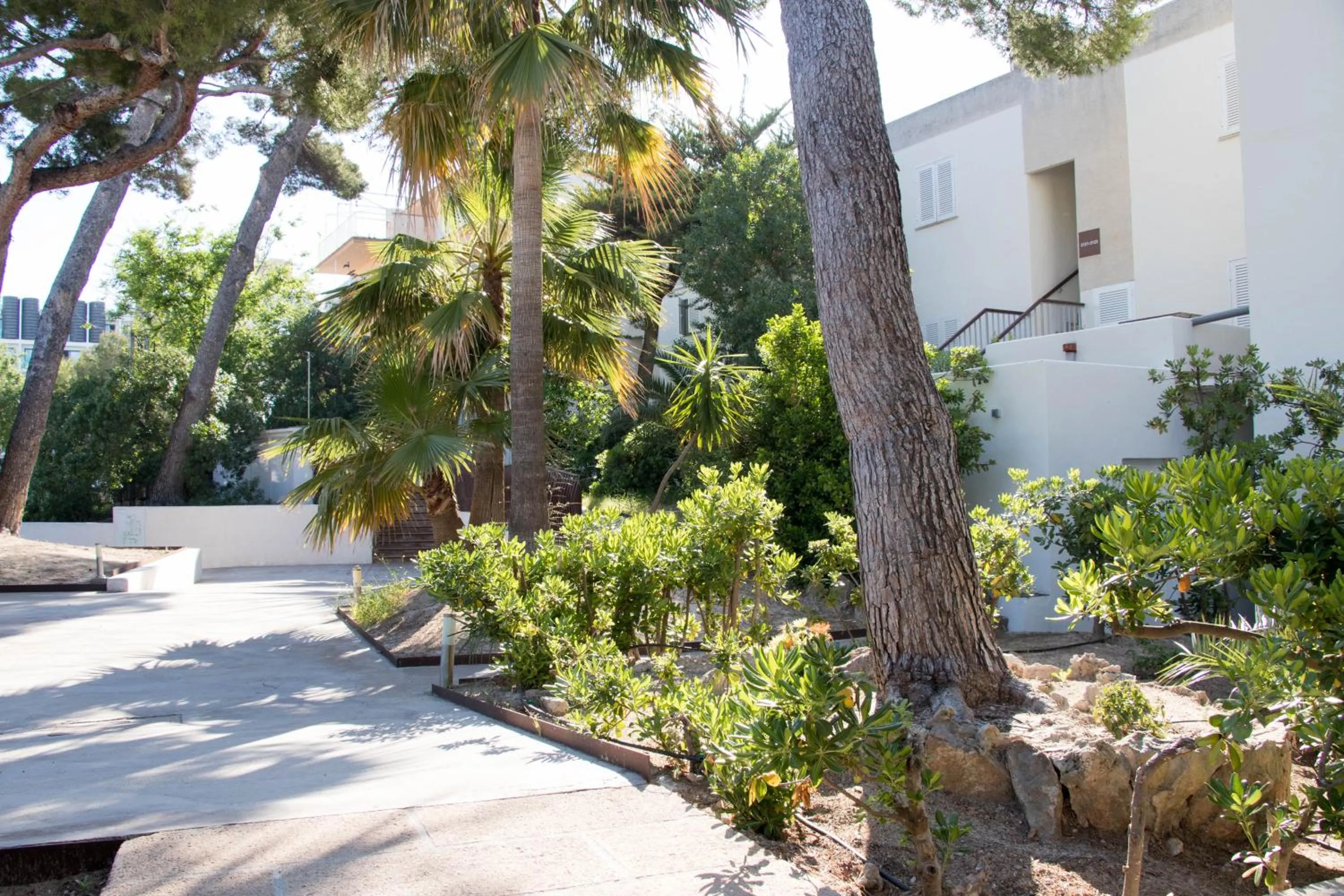 Garden in Houm Nets - Adults Only