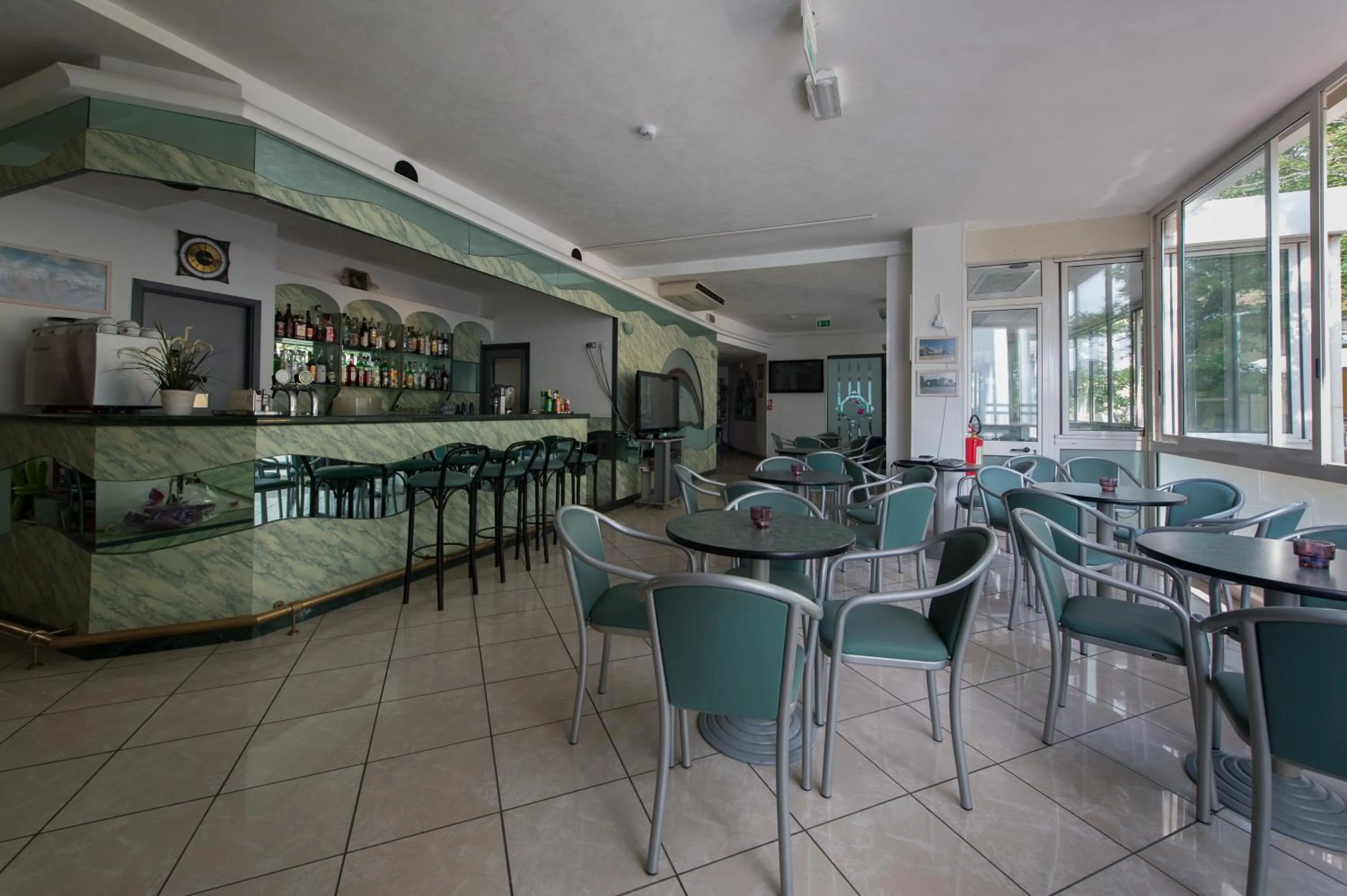Lounge or bar in Hotel Pacific
