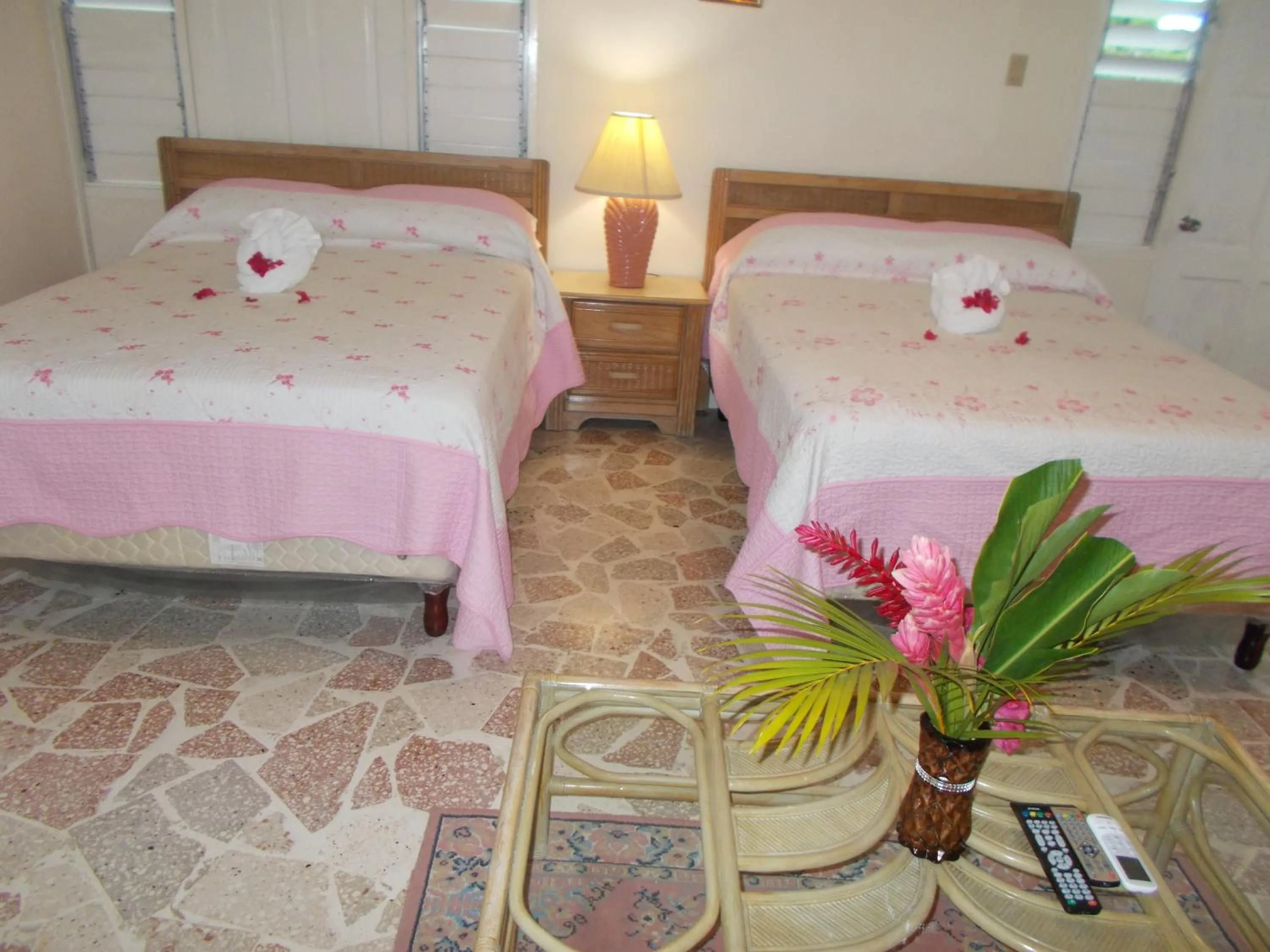 Bed in Paradise Inn