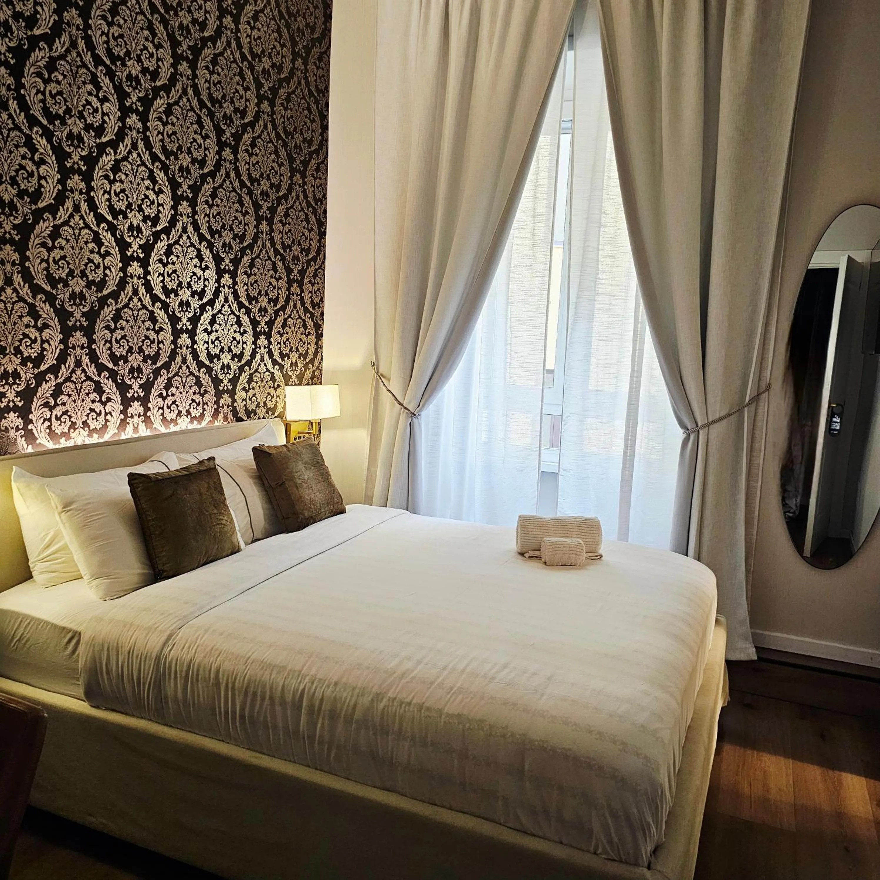 Small Double Room in STOA ROME Boutique Suites