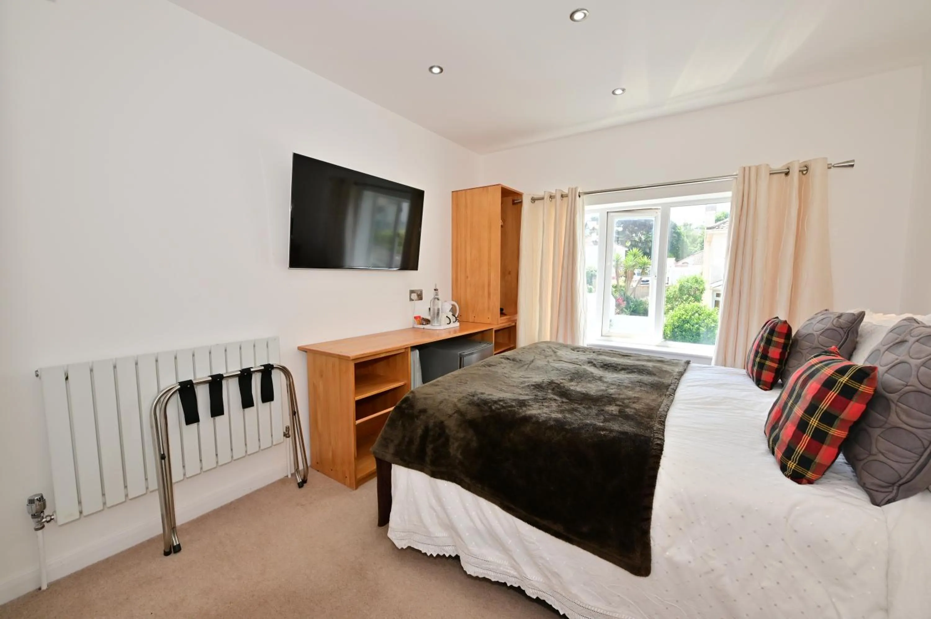 Bed in Lyme Bay House