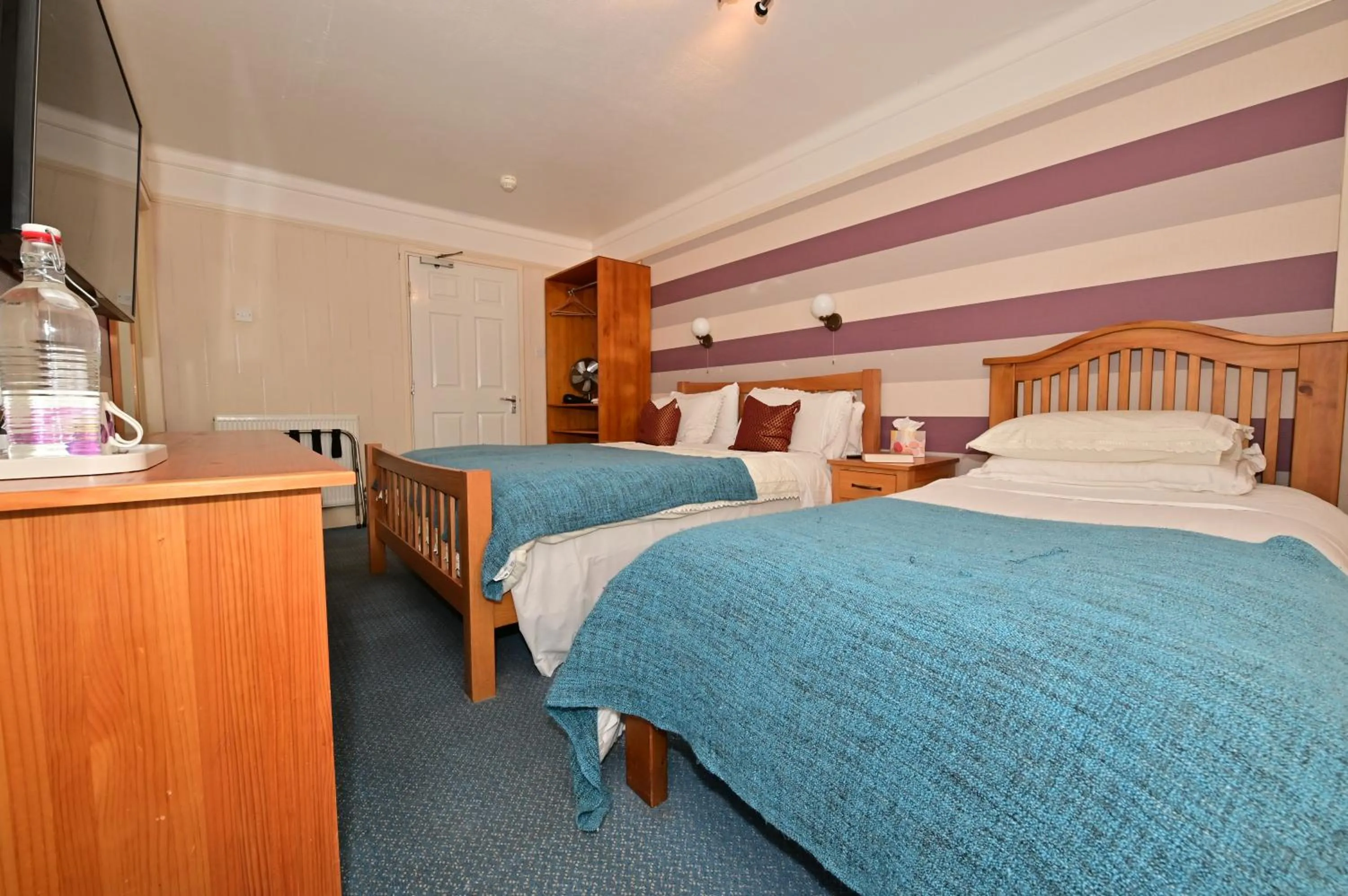 Bed in Lyme Bay House