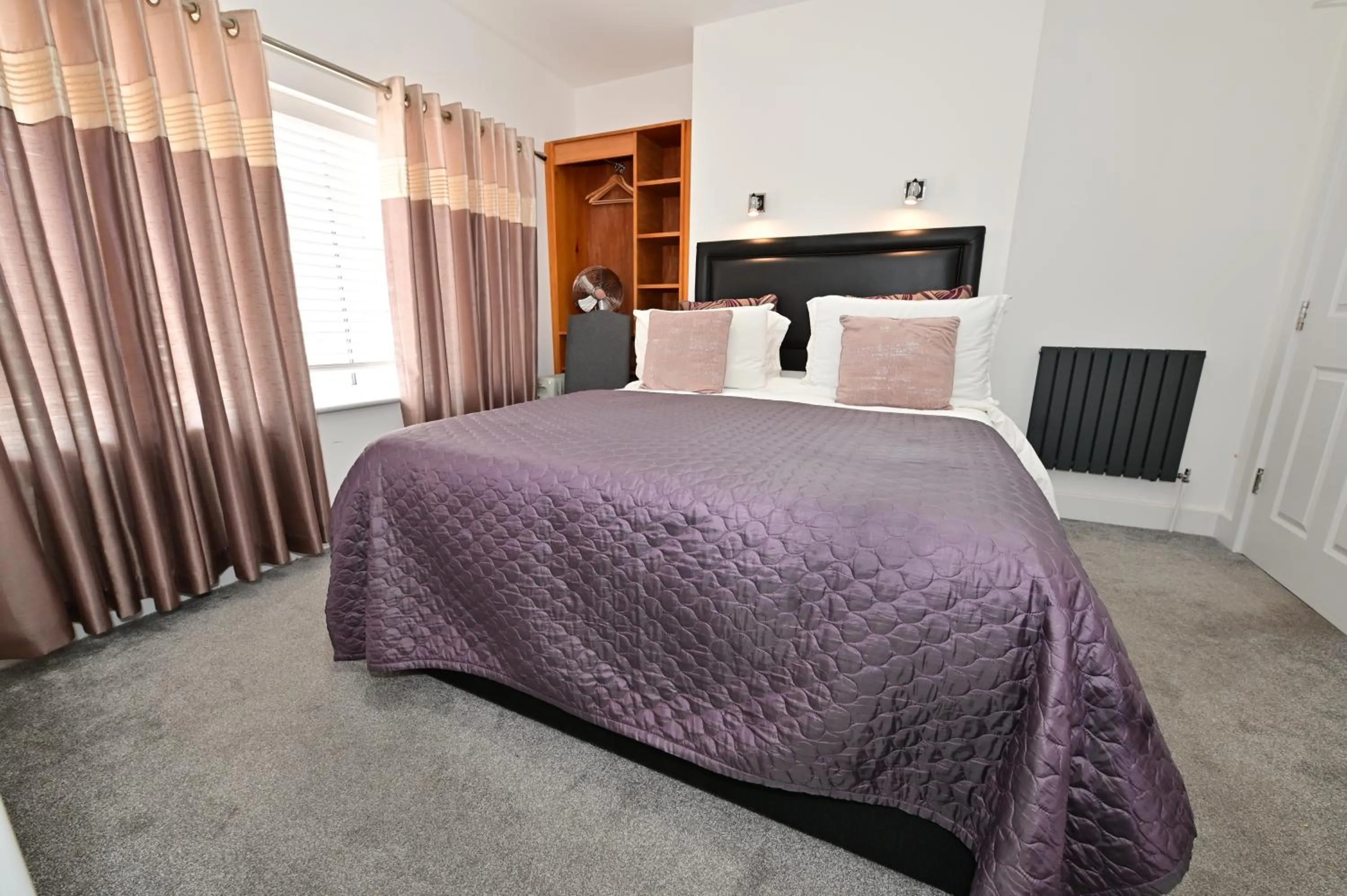 Bed in Lyme Bay House