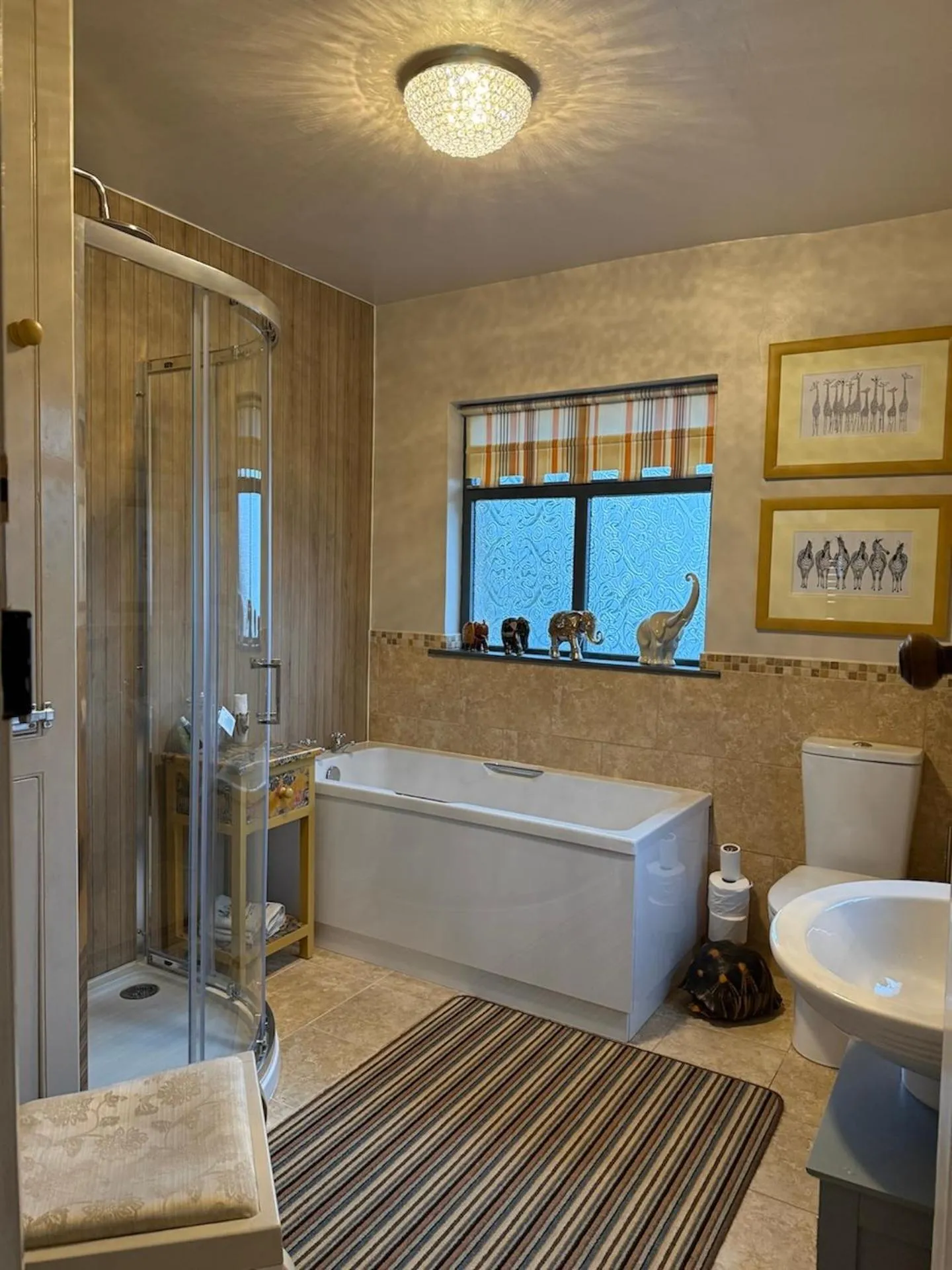 Bathroom in Orchard Side Bed and Breakfast