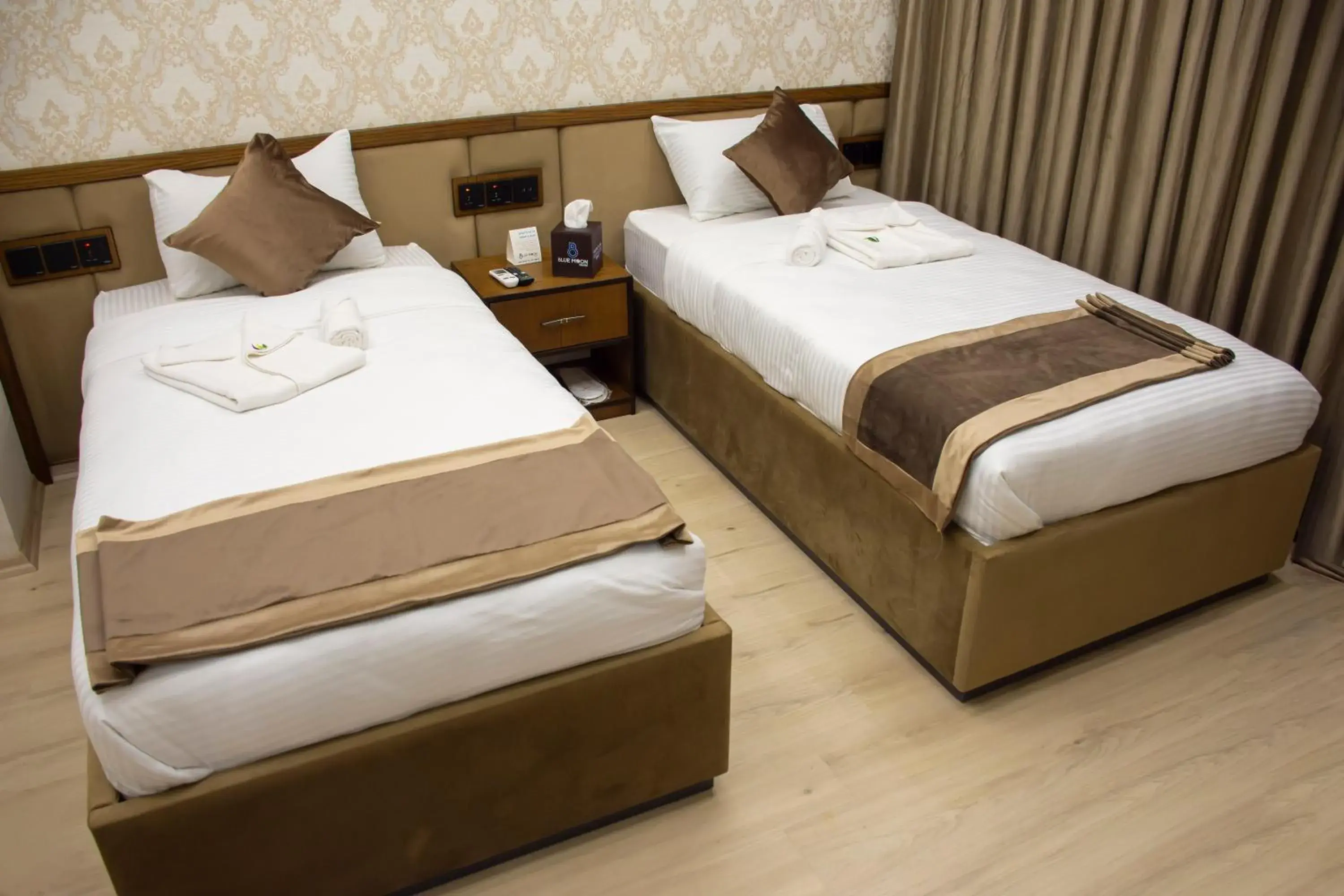 Deluxe King Suite in Blue Moon Hotel Deluxe King Suite in Blue Moon Hotel