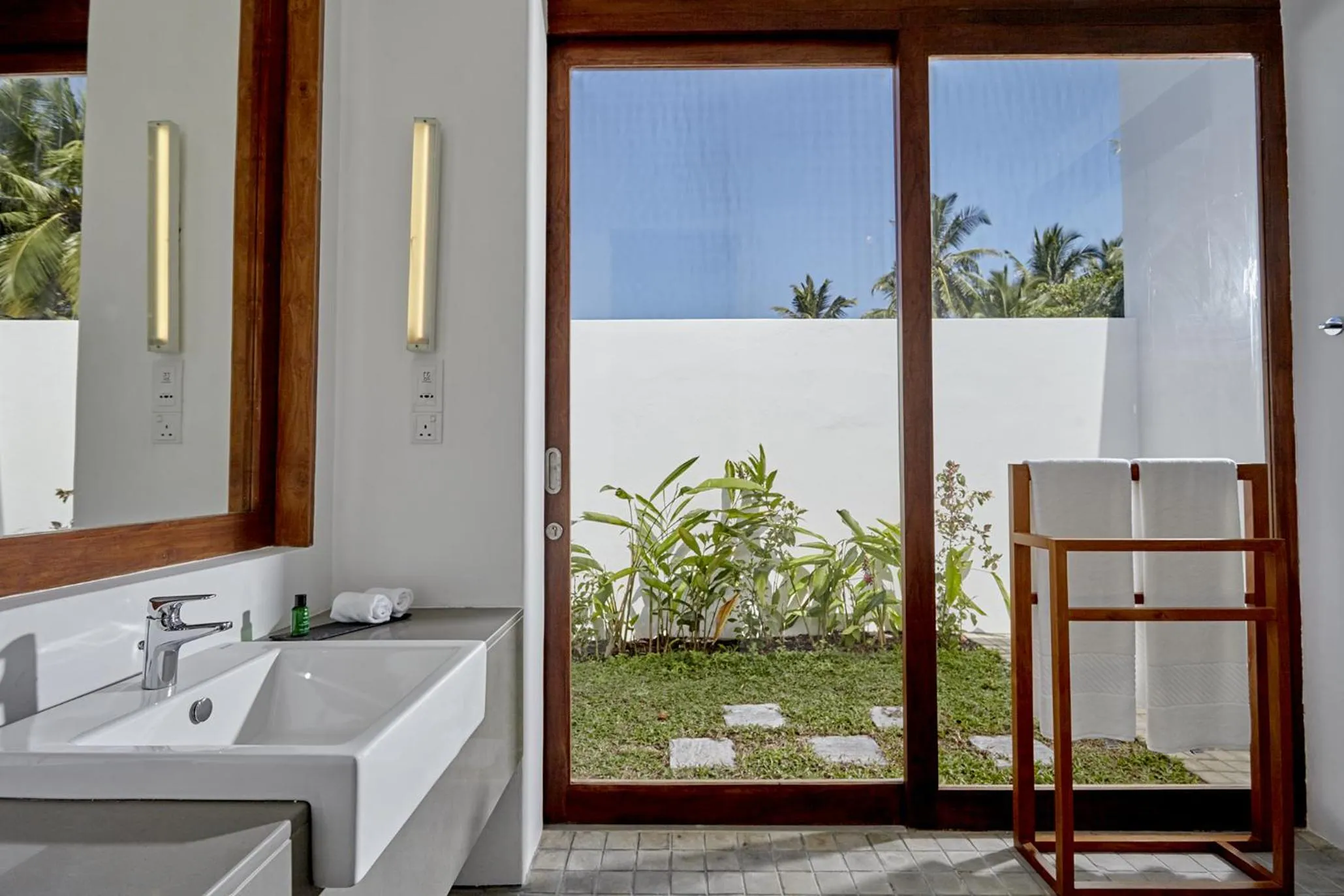 Day in Calamansi Cove Villas