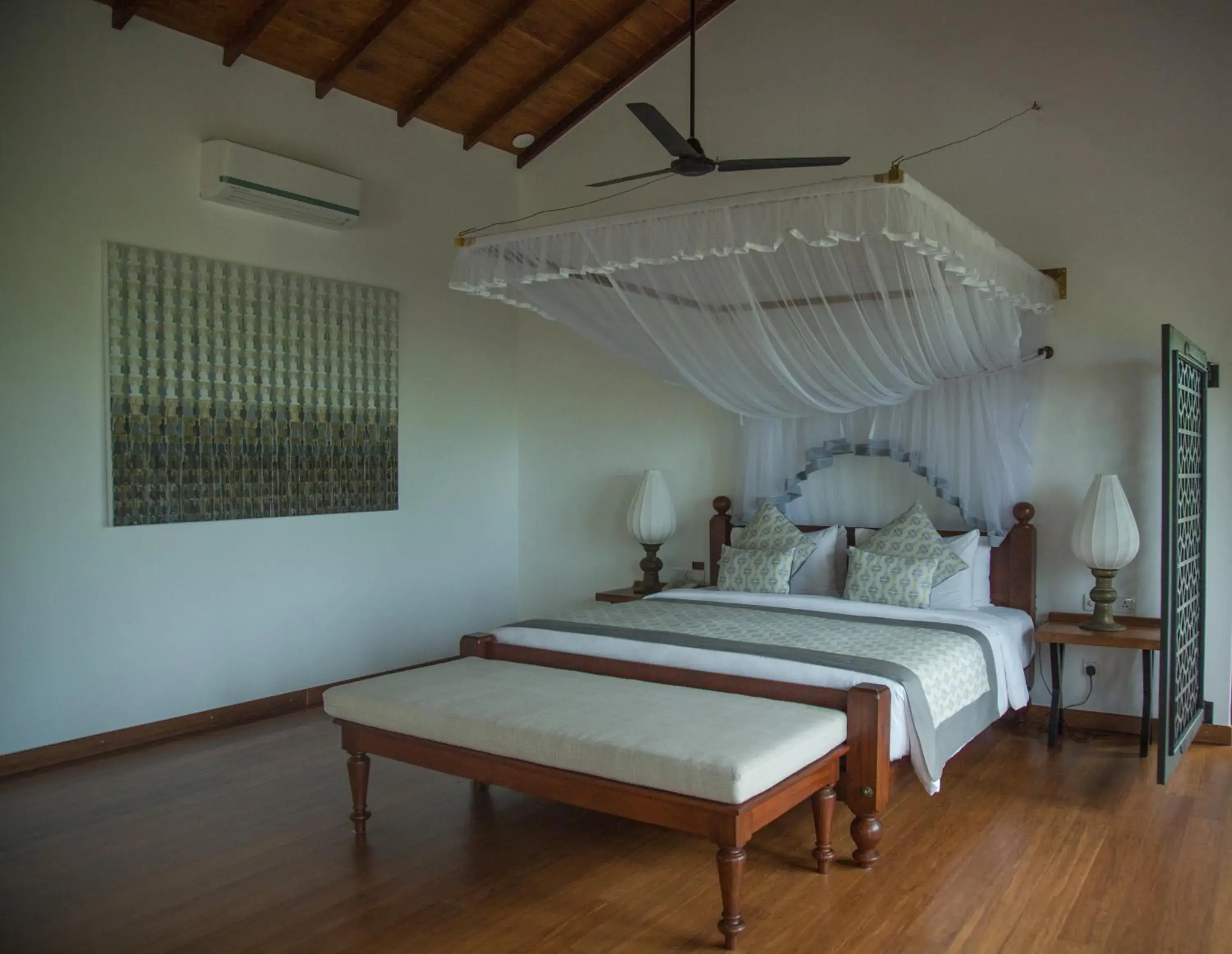 Bed in Calamansi Cove Villas Bed in Calamansi Cove Villas