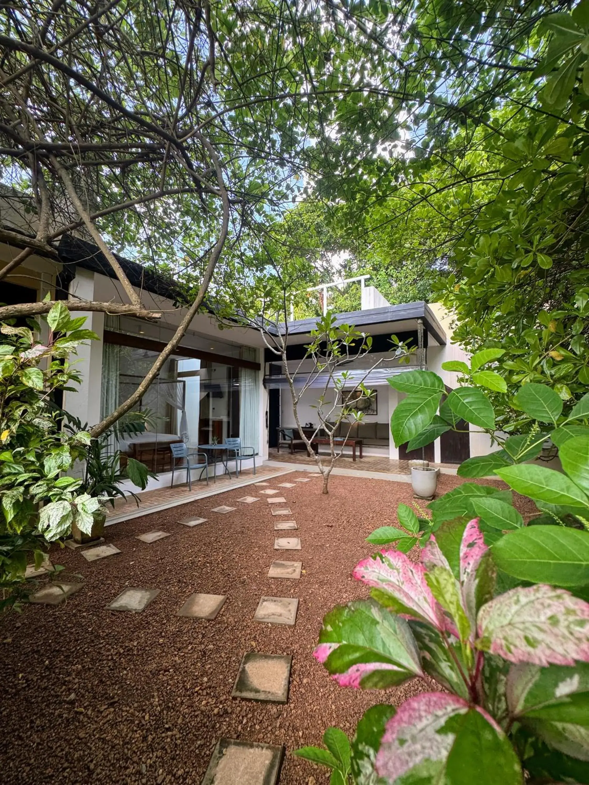 Property building in Calamansi Cove Villas Property building in Calamansi Cove Villas