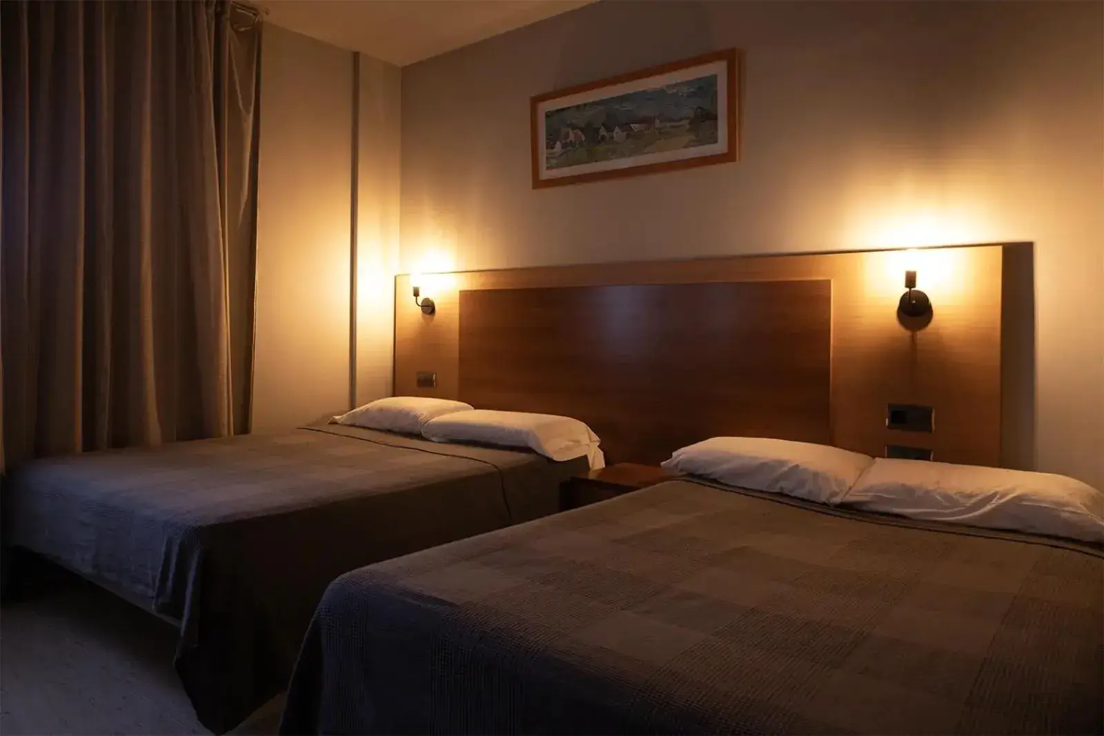 Twin Room - single occupancy in Hotel Sant Celoni Twin Room - single occupancy in Hotel Sant Celoni