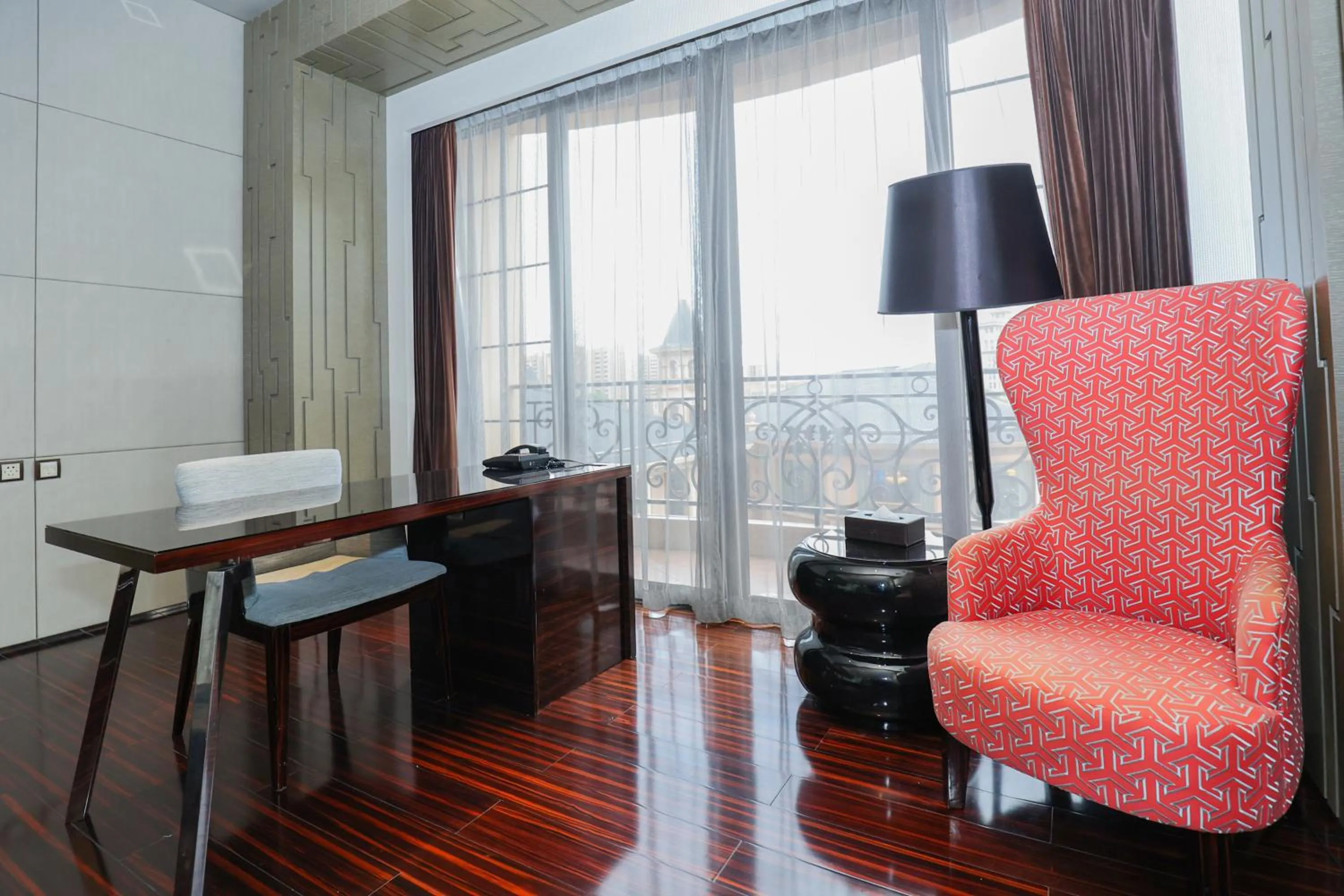 Seating area in Chateau Star River Shanghai Minhang