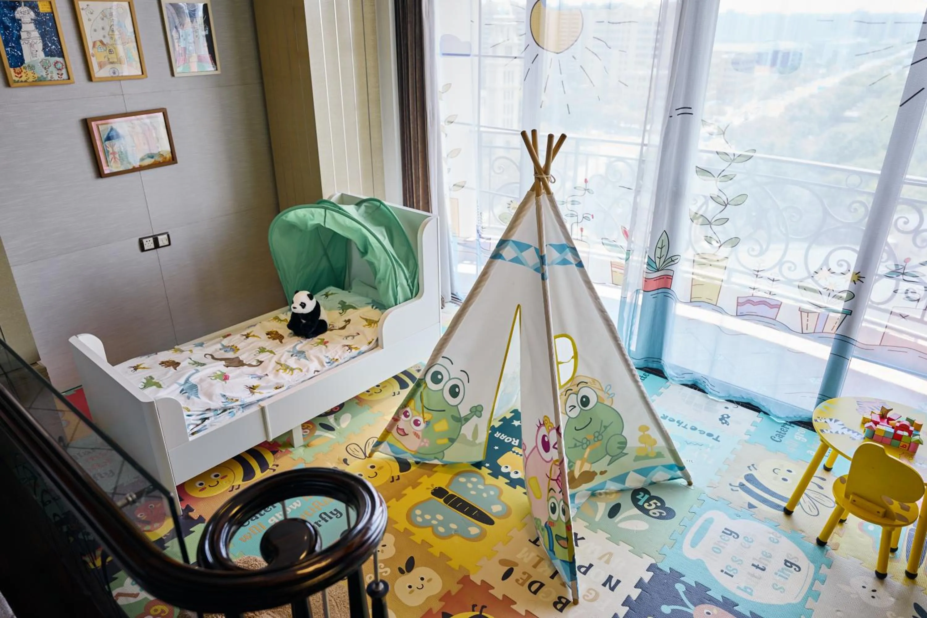 Bed in Chateau Star River Shanghai Minhang