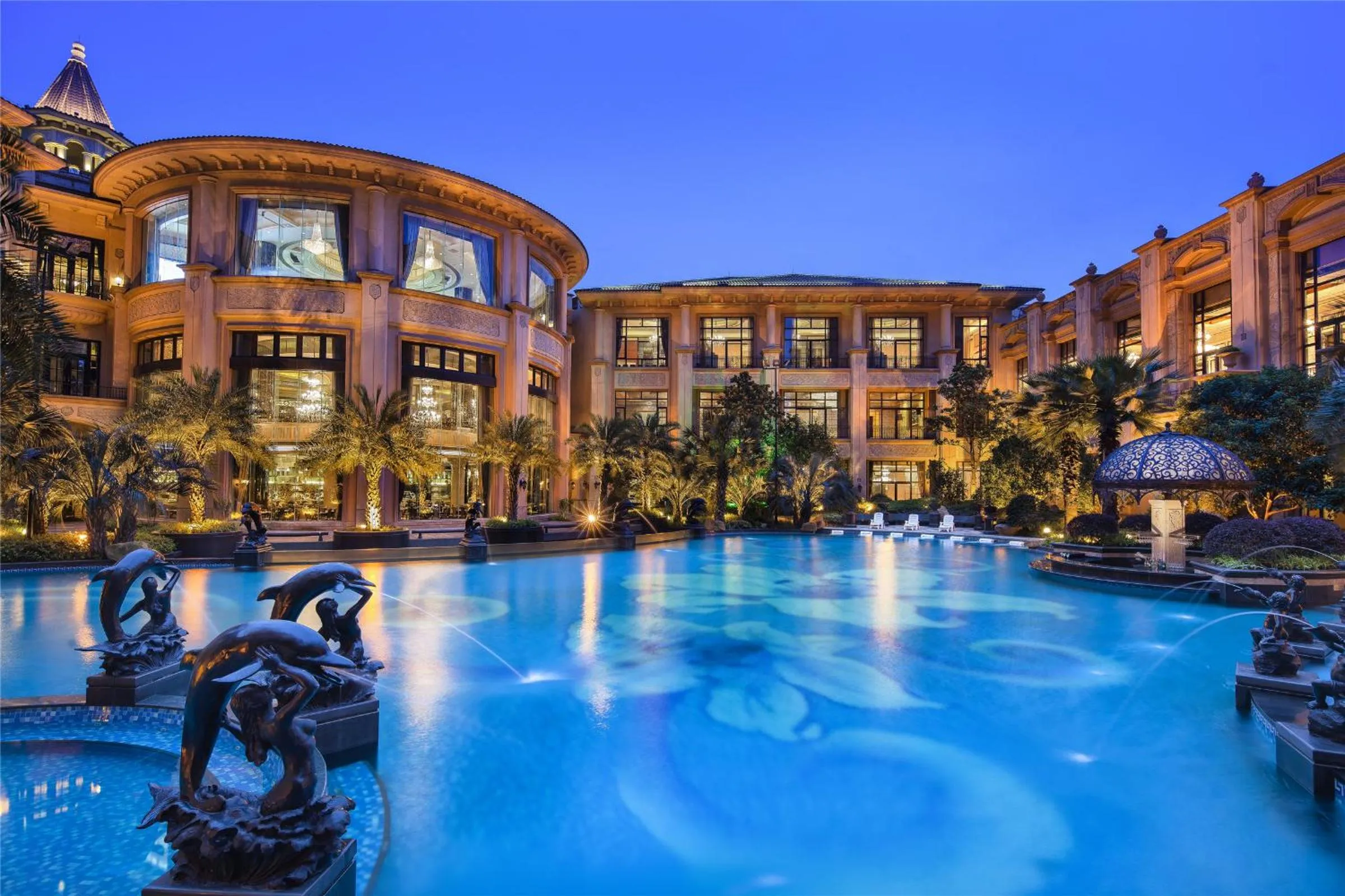 Property building in Chateau Star River Shanghai Minhang