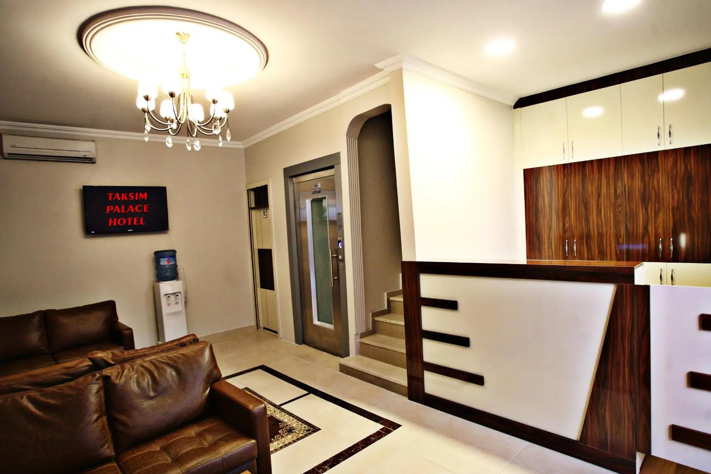 Facade/entrance in Taksim Palace Hotel Facade/entrance in Taksim Palace Hotel