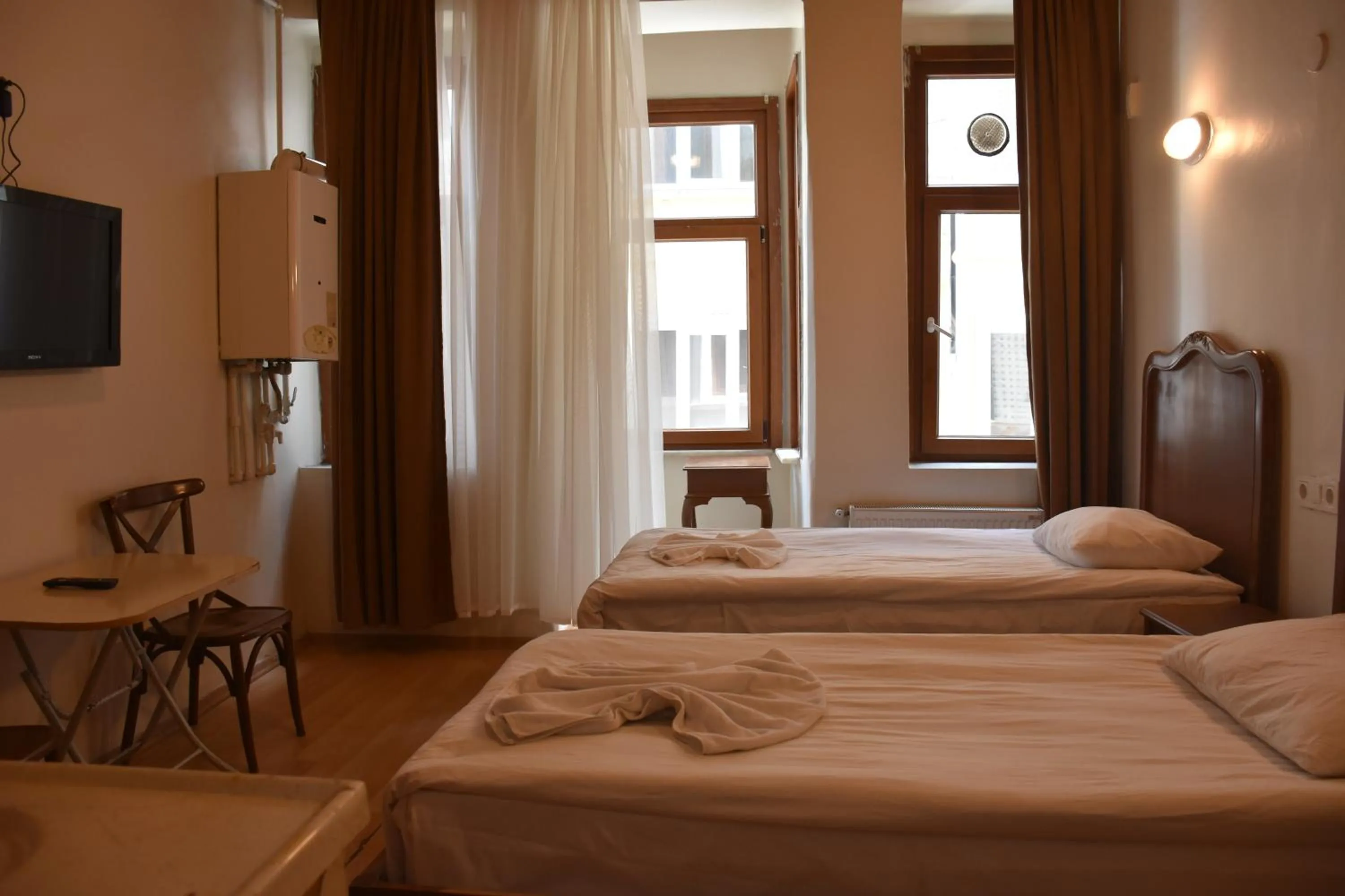 Bed in Taksim Palace Hotel