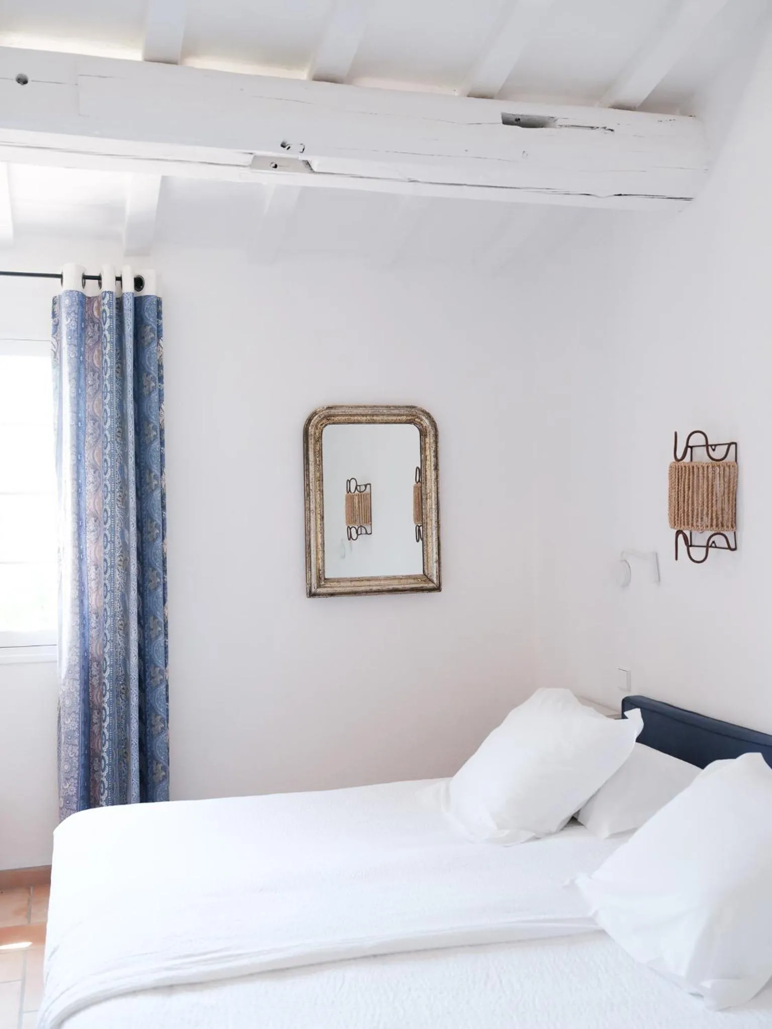 Bed in Hôtel La Figuière