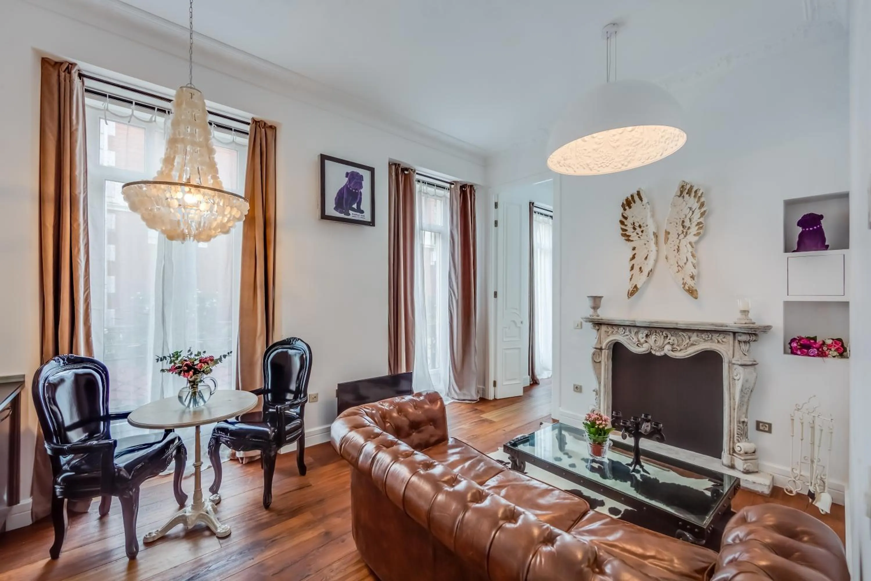 Living room in Purple Dog Suites