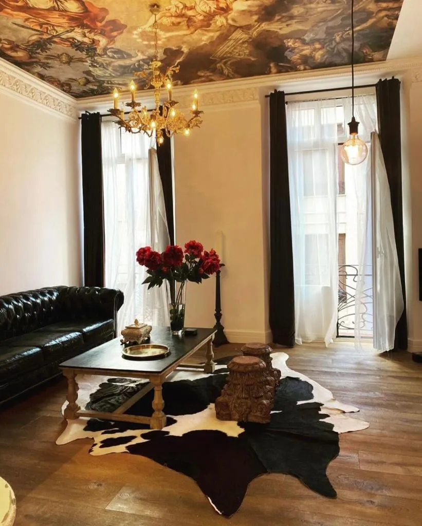 Living room in Purple Dog Suites