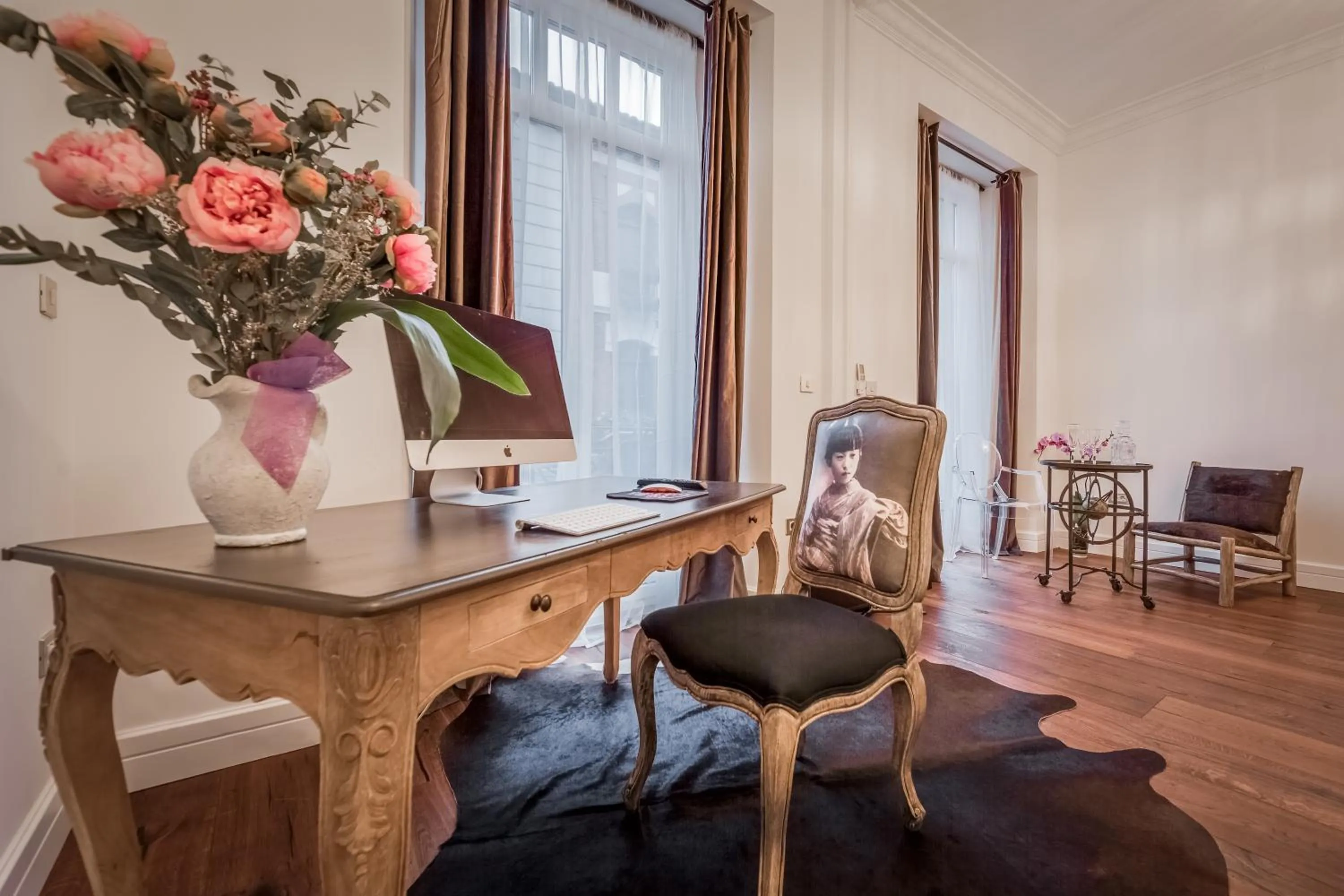 Living room in Purple Dog Suites