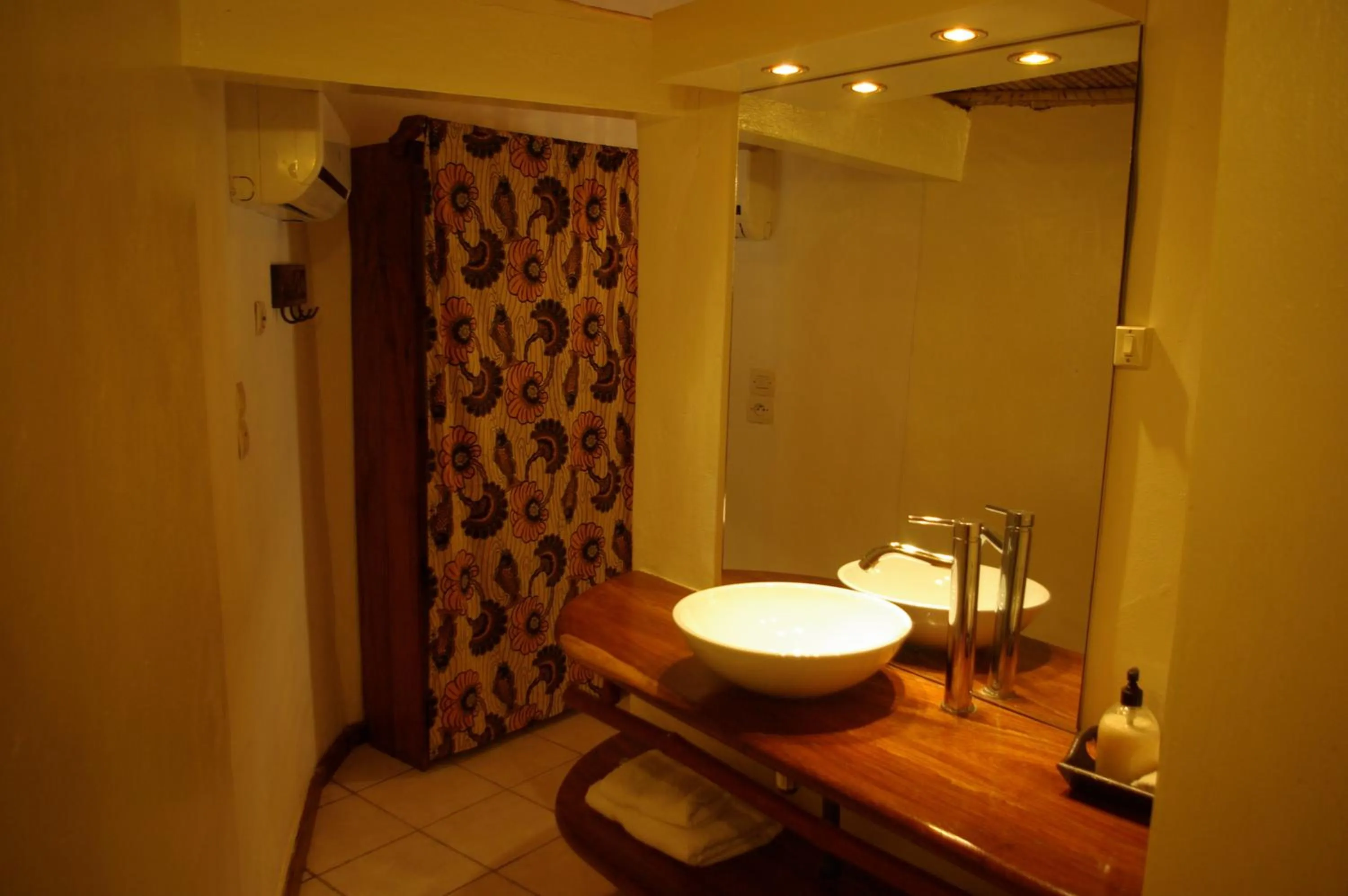 Bathroom in Bed and breakfast Keur Niaye