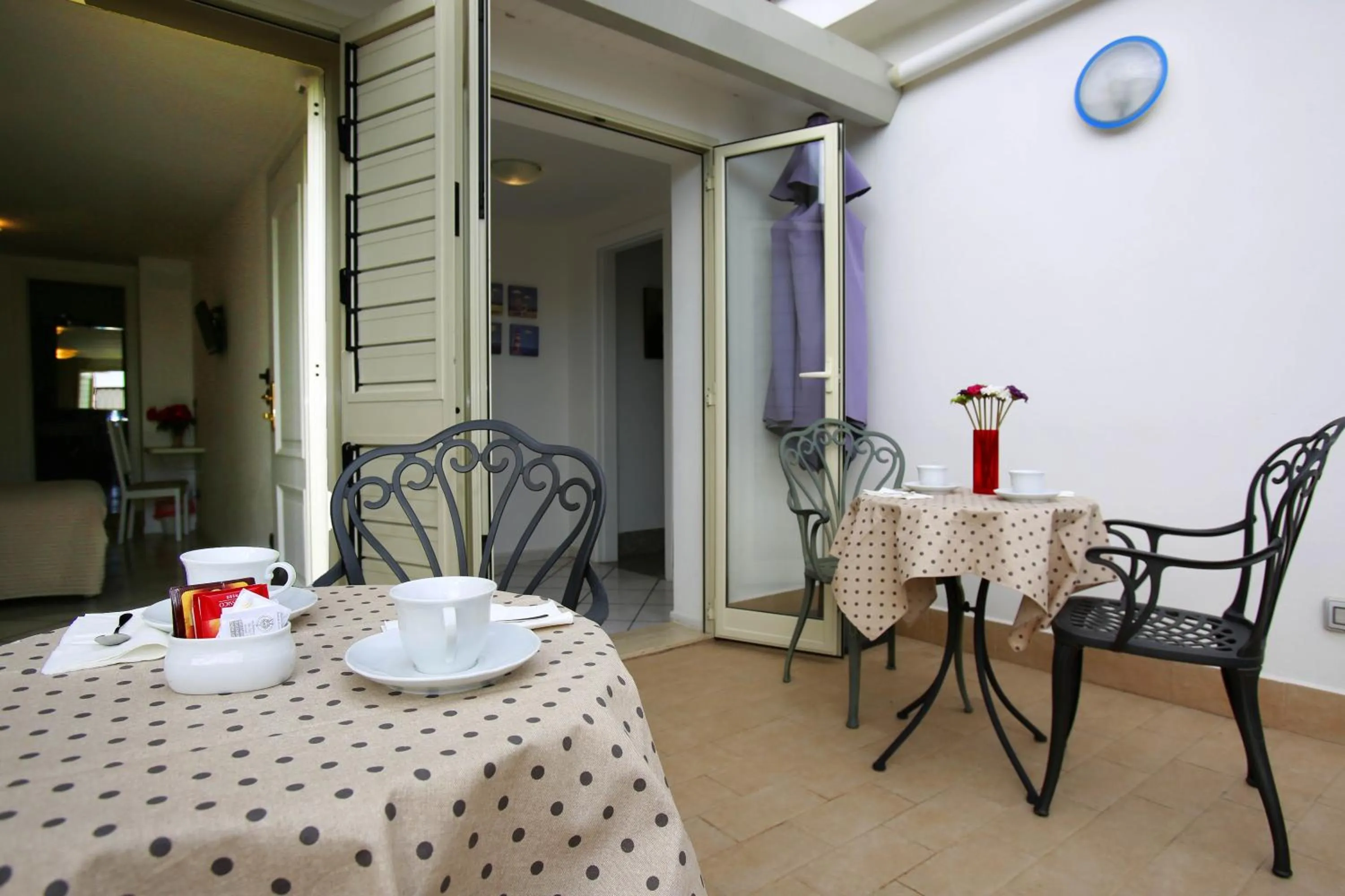 Coffee/tea facilities in B&B A casa di amici