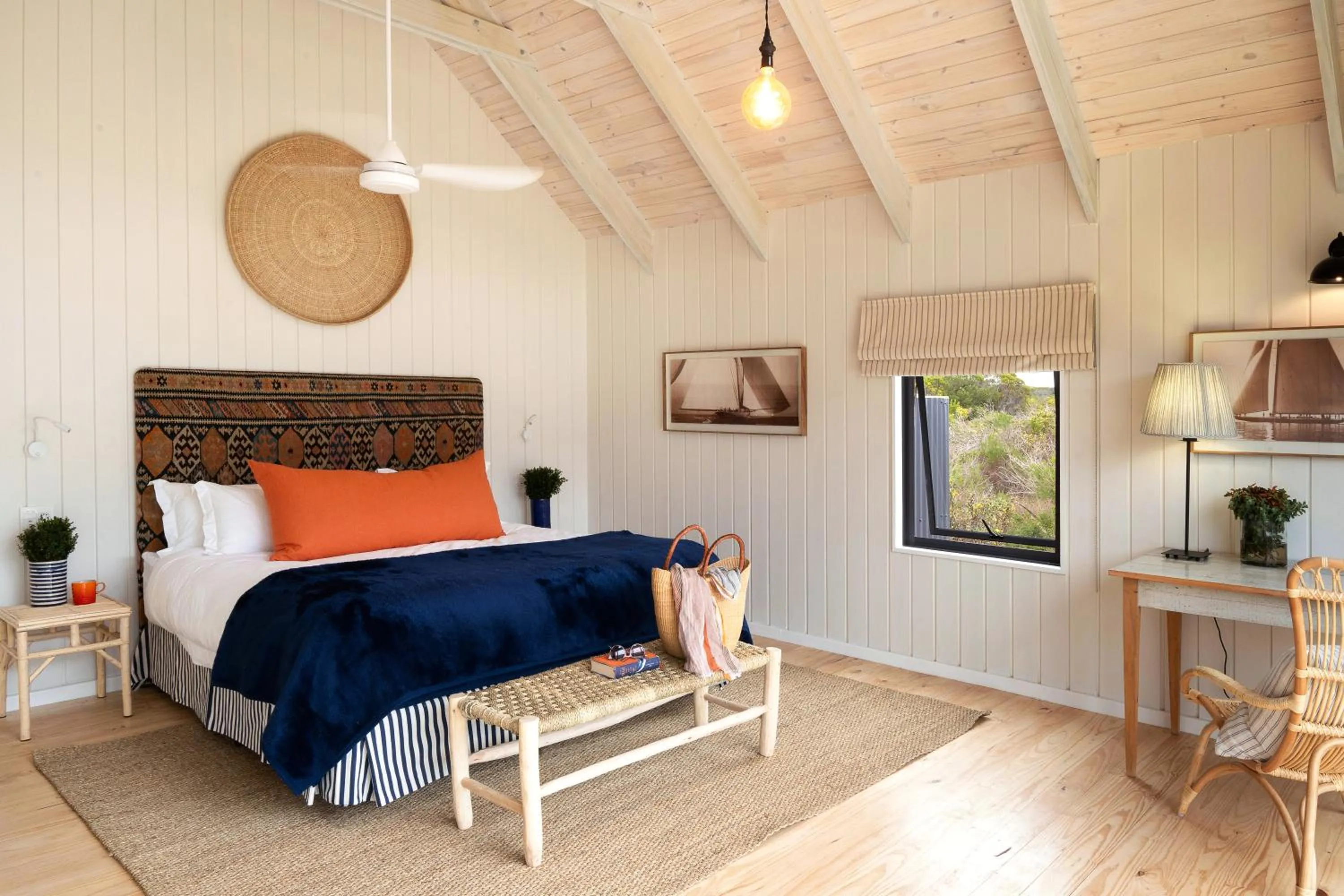 Bedroom, Bed in Coot Club