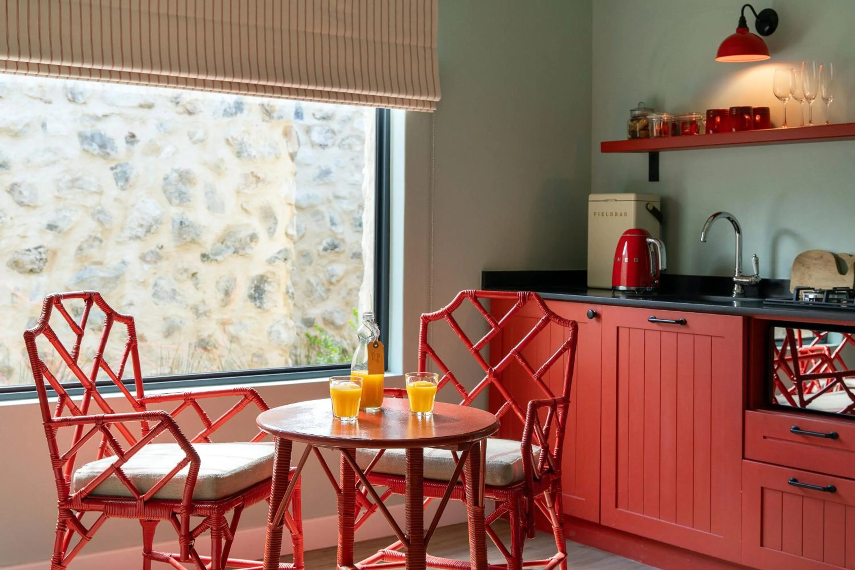 Kitchen or kitchenette in Coot Club