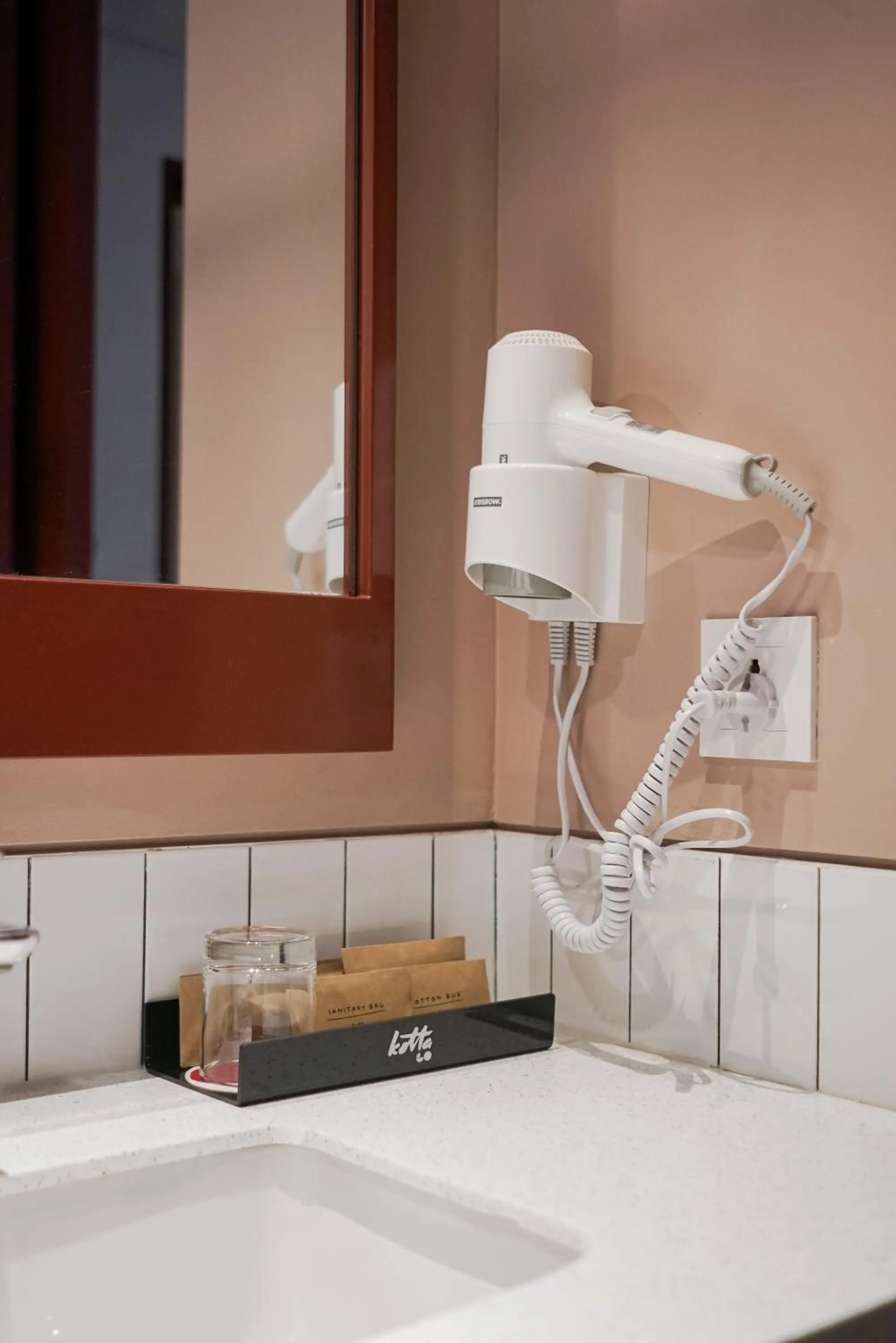 Toilet in Kotta GO Hotel Tegal