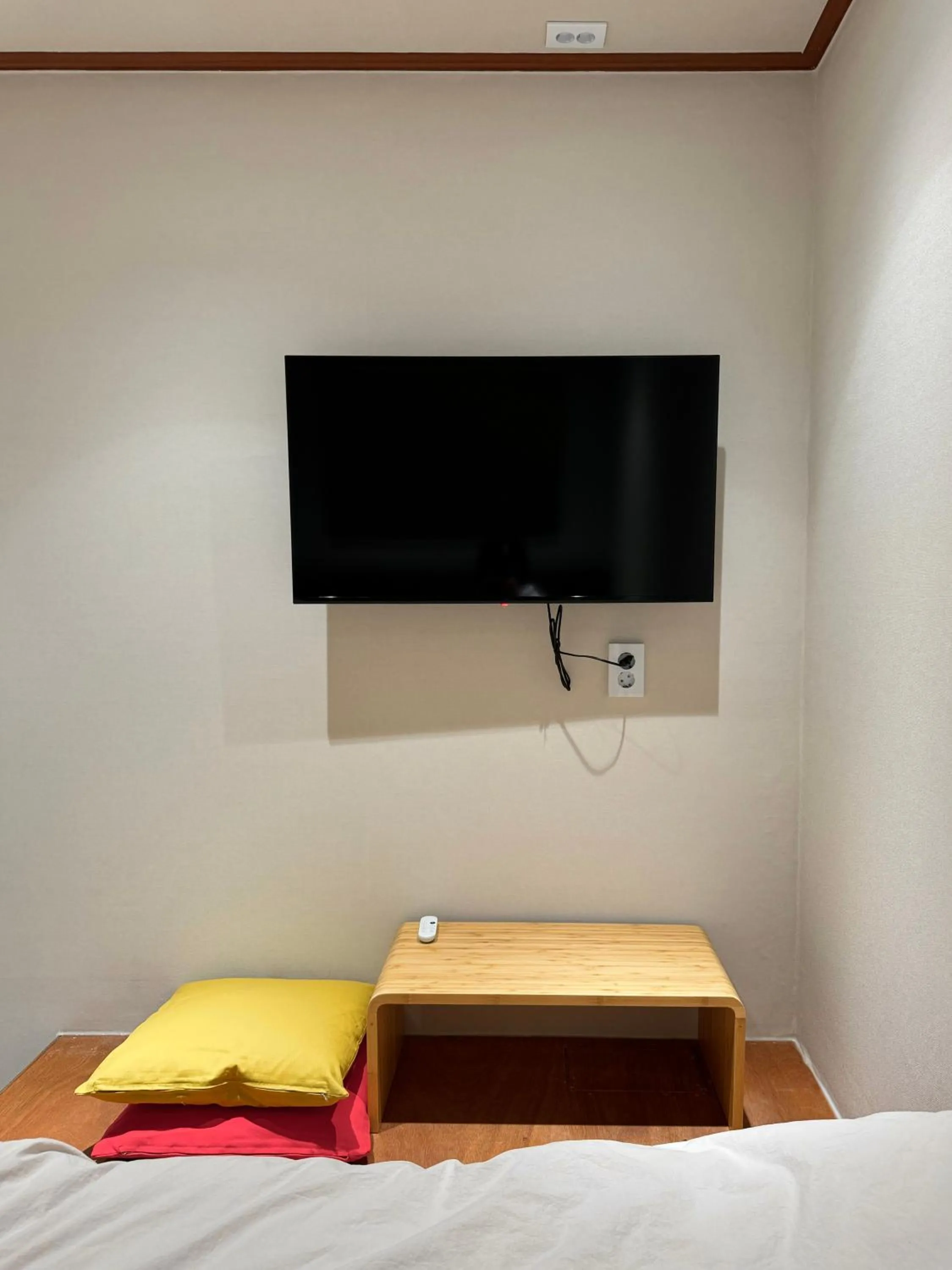 Bedroom, Bed in DADU House