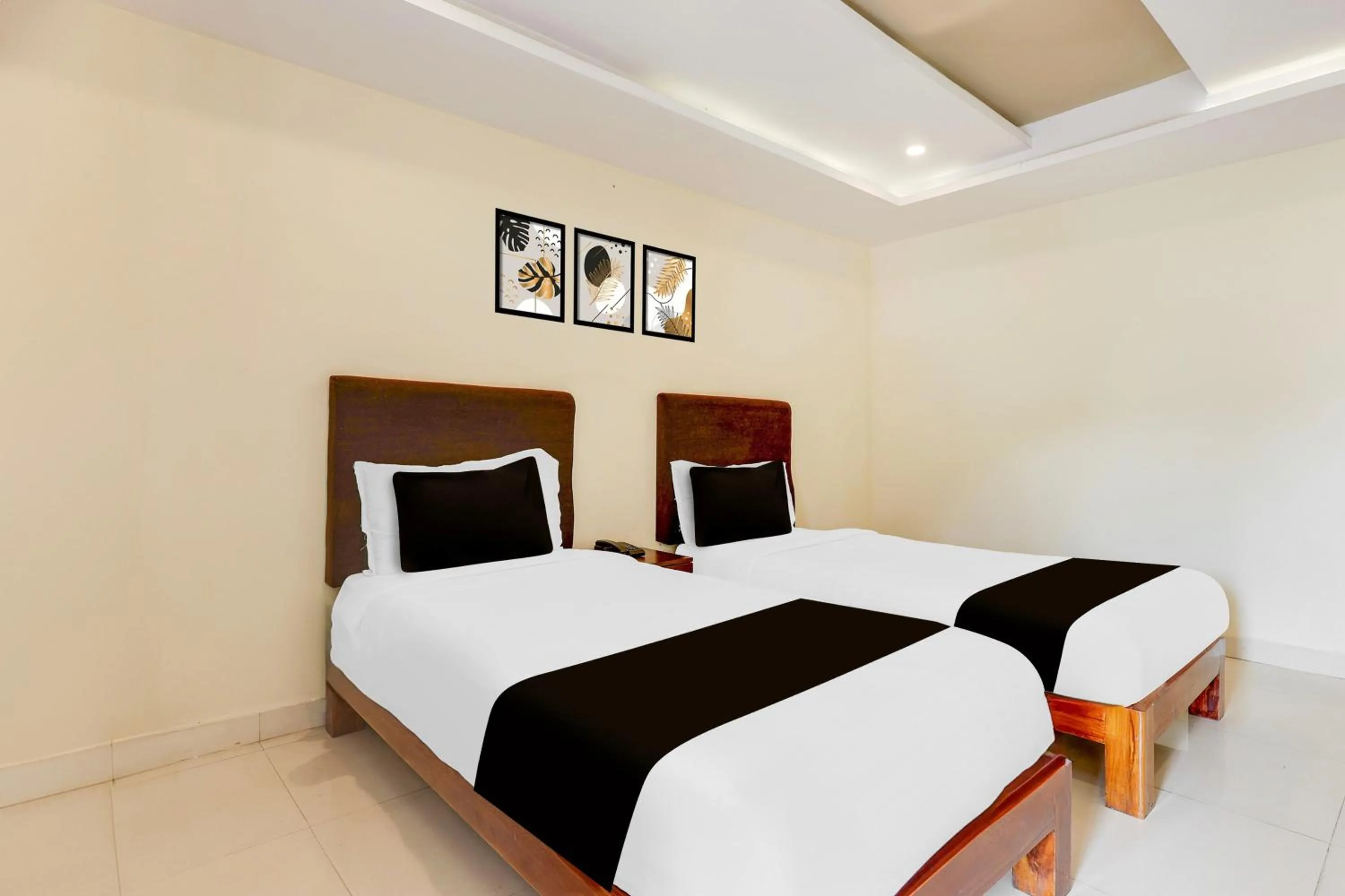 Townhouse Dwarka Nagar Near Ramatalkies