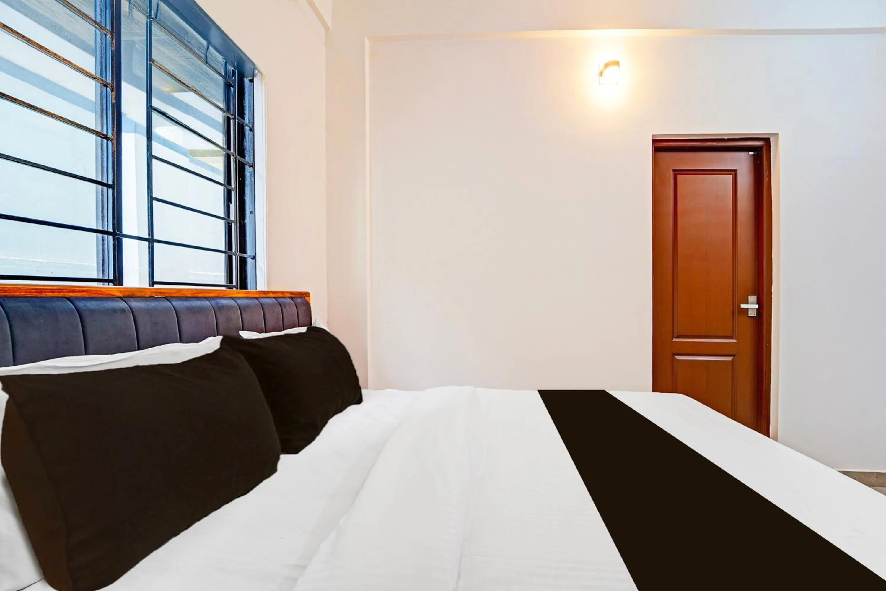 Bedroom, Bed in Super Hotel O Kalamassery Near Medical College