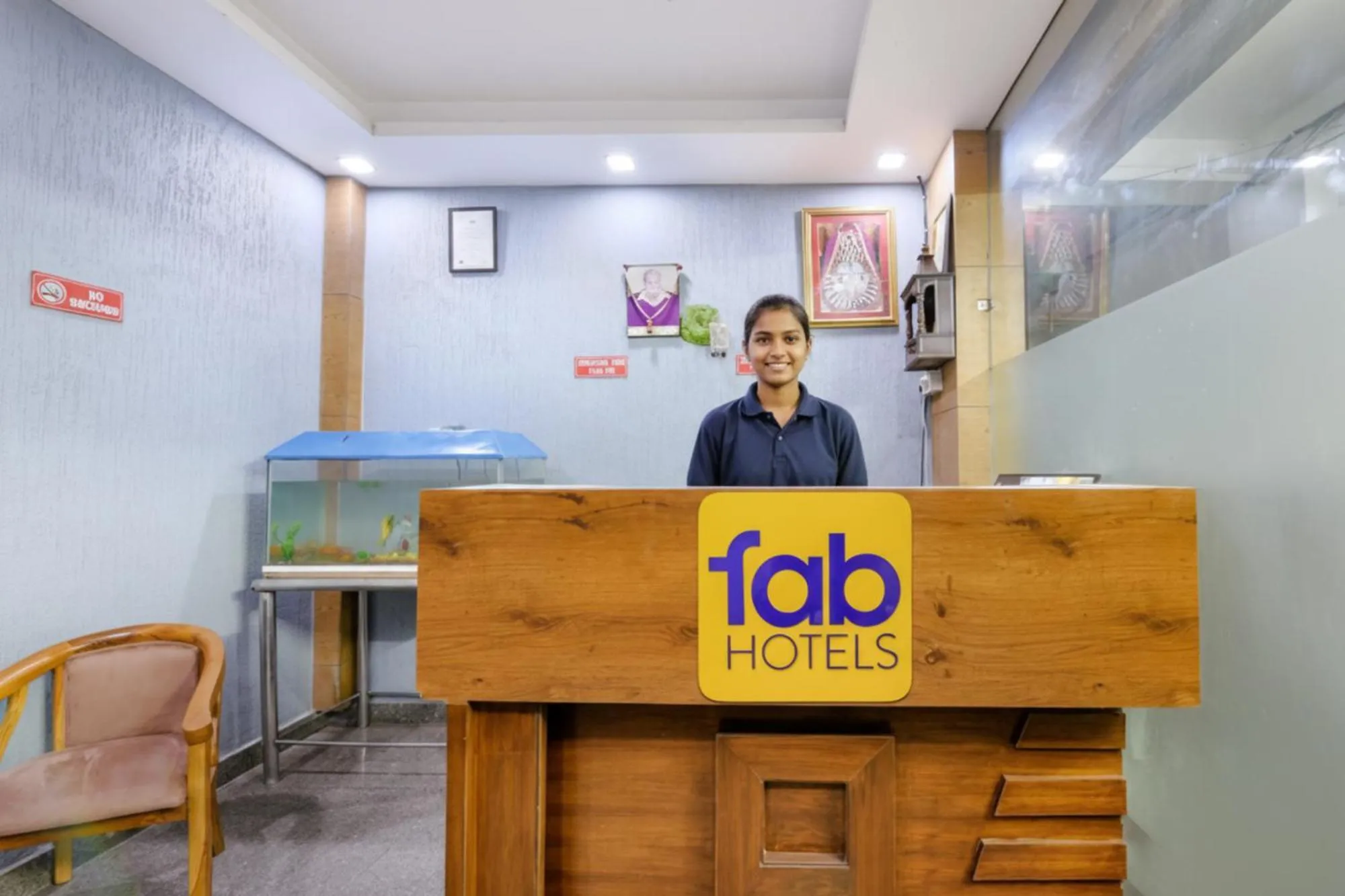 Via Hari Nagar Ashram