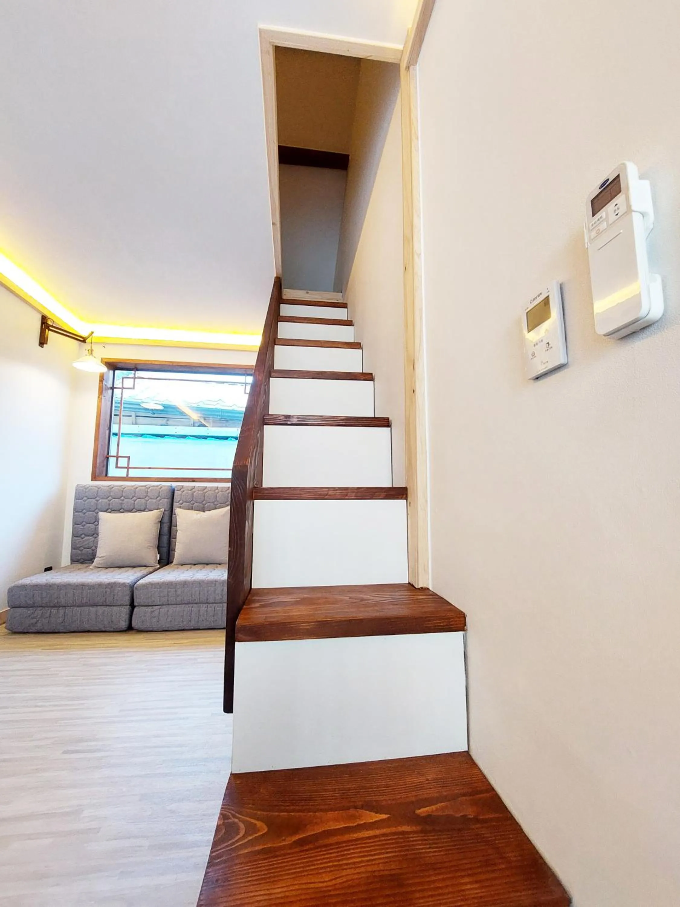 Family Room with Private Bathroom - single occupancy in Hanokstay mokhwa
