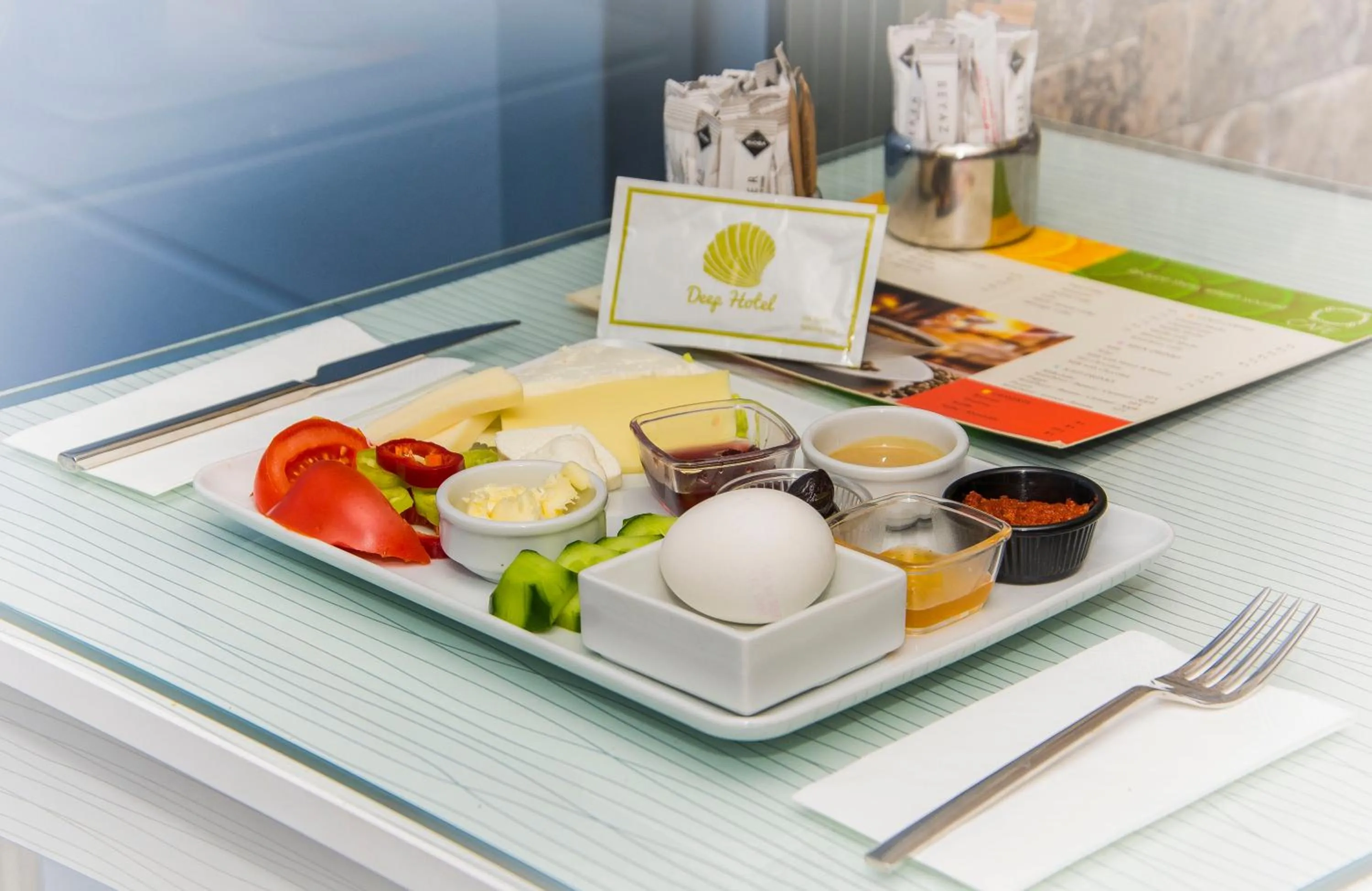 Continental breakfast in Deep Hotel