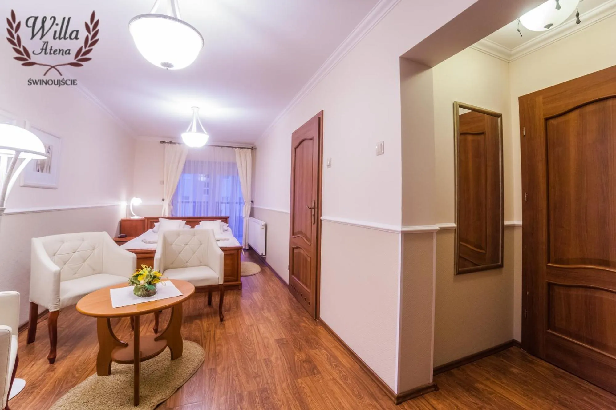 Photo of the whole room in Willa Atena