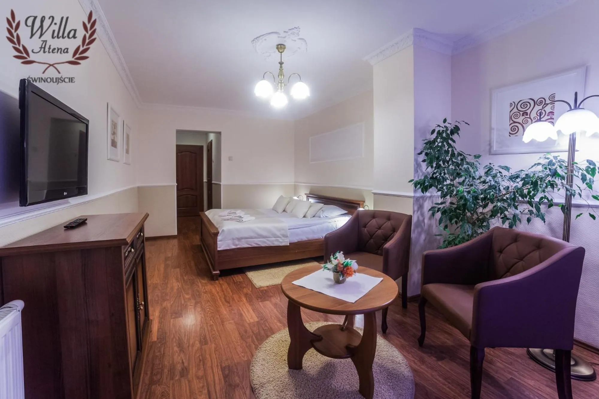 Photo of the whole room, Bed in Willa Atena