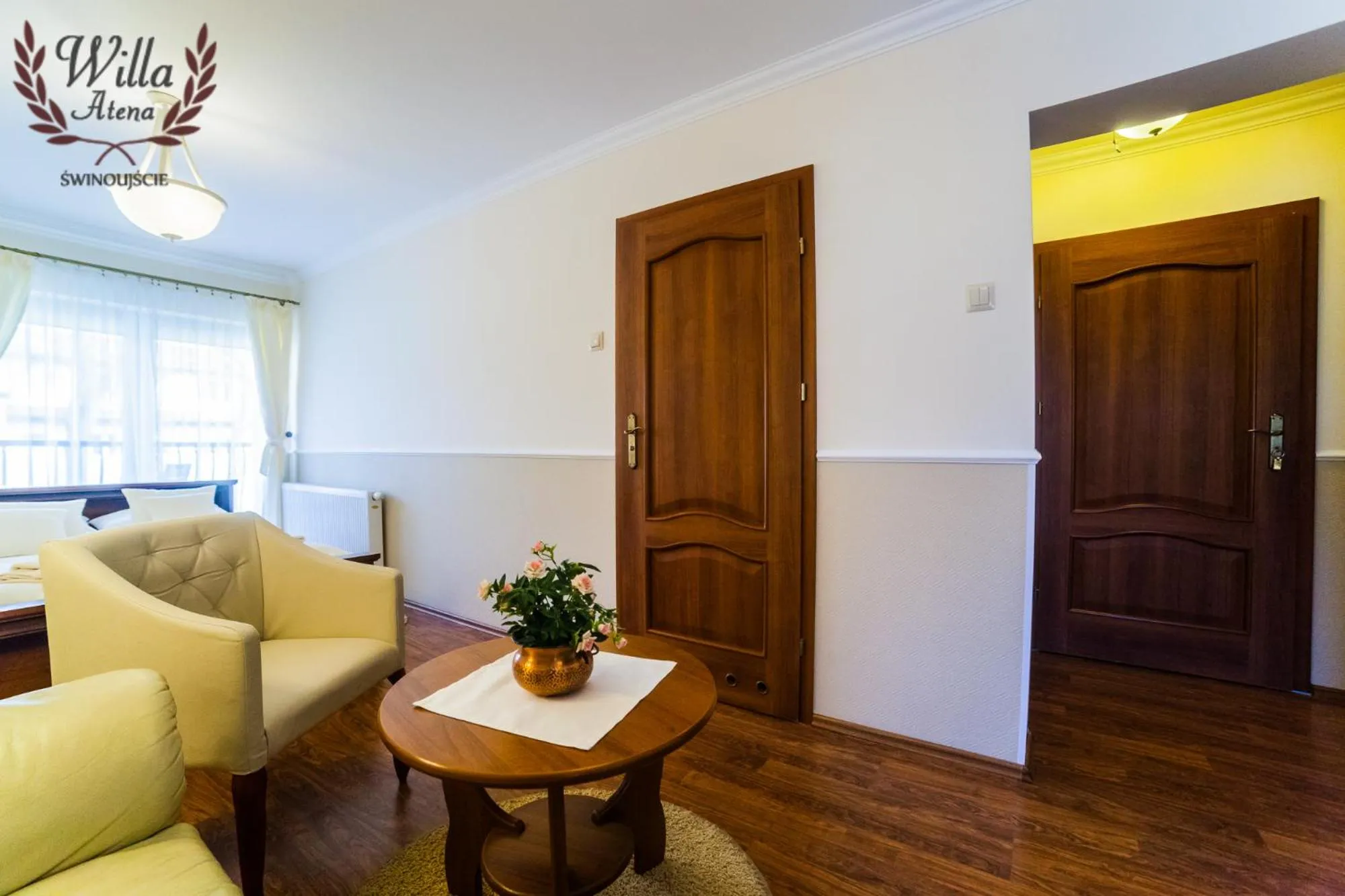 Photo of the whole room in Willa Atena