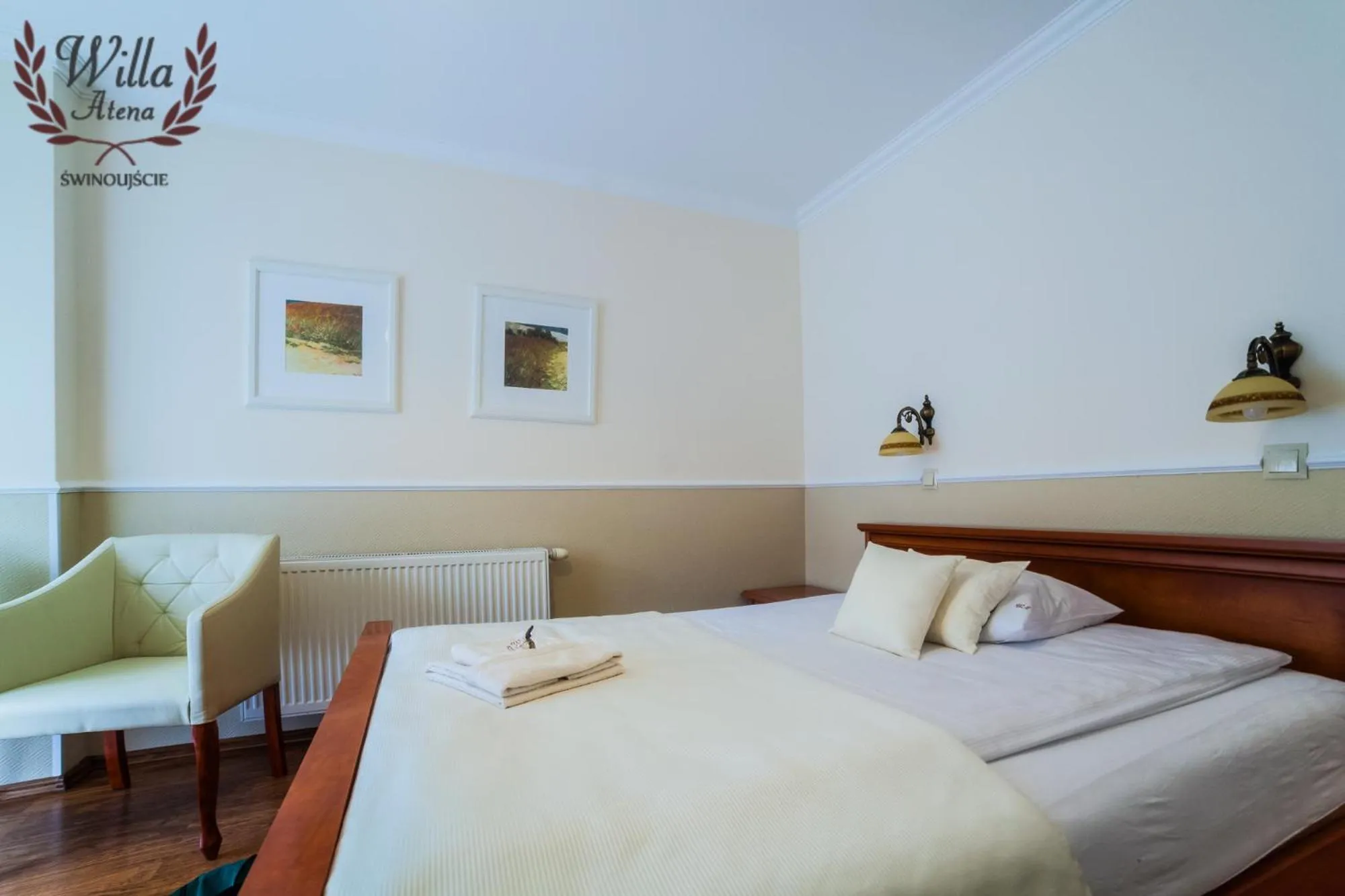 Photo of the whole room, Bed in Willa Atena