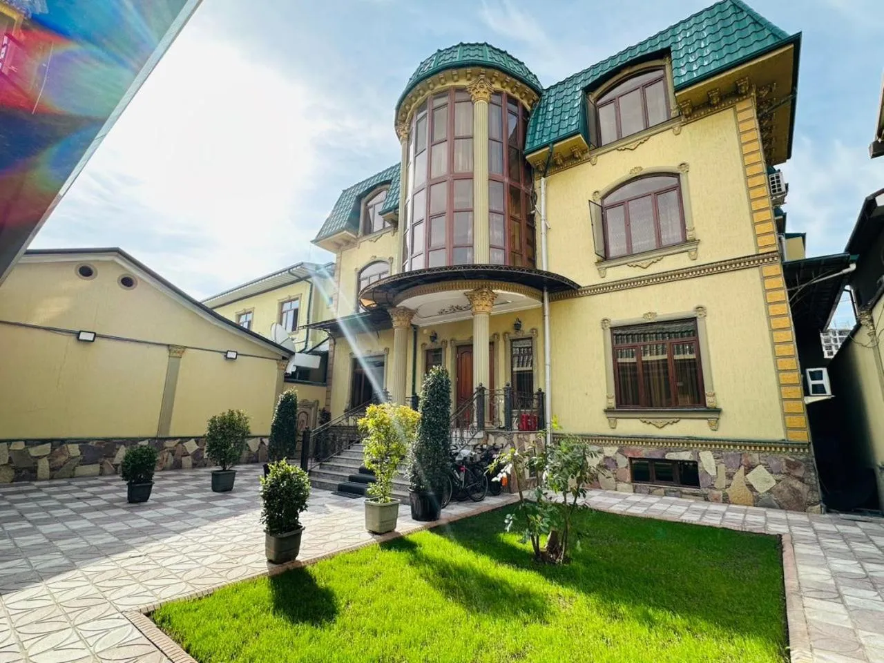 Property building in Soro Hotel