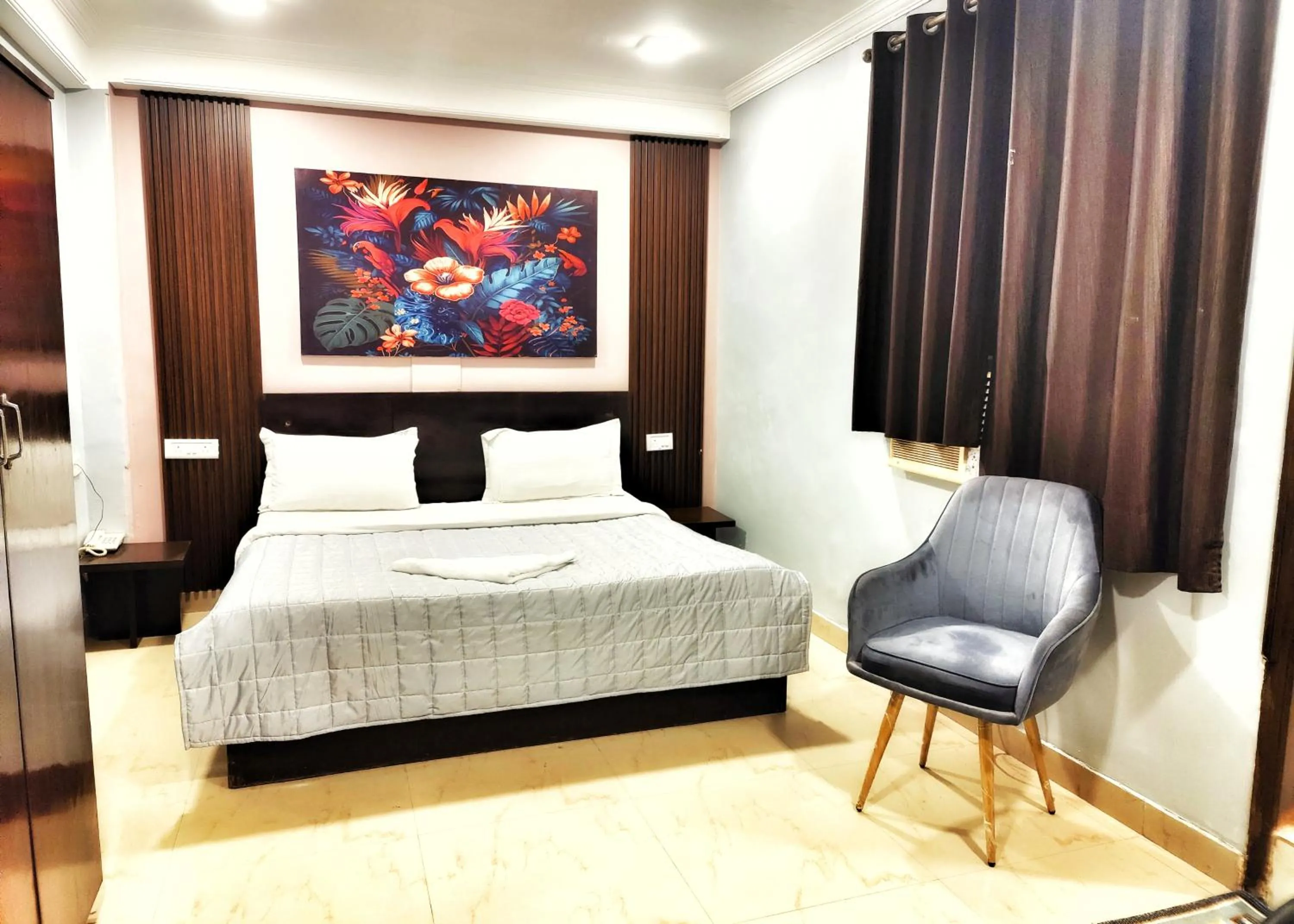 Double Room in Hotel the terminal