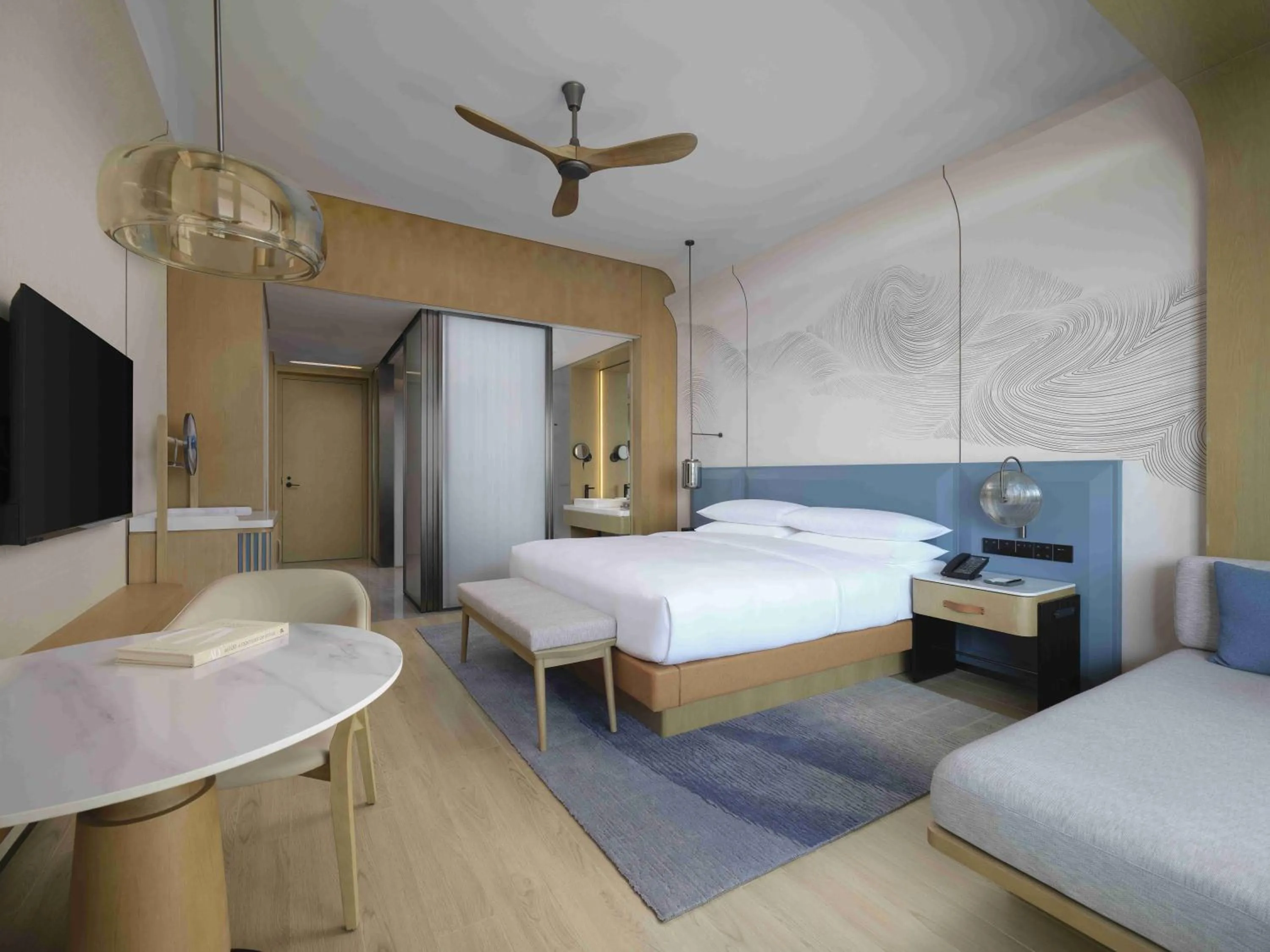Photo of the whole room, Bed in Beihai Marriott Resort